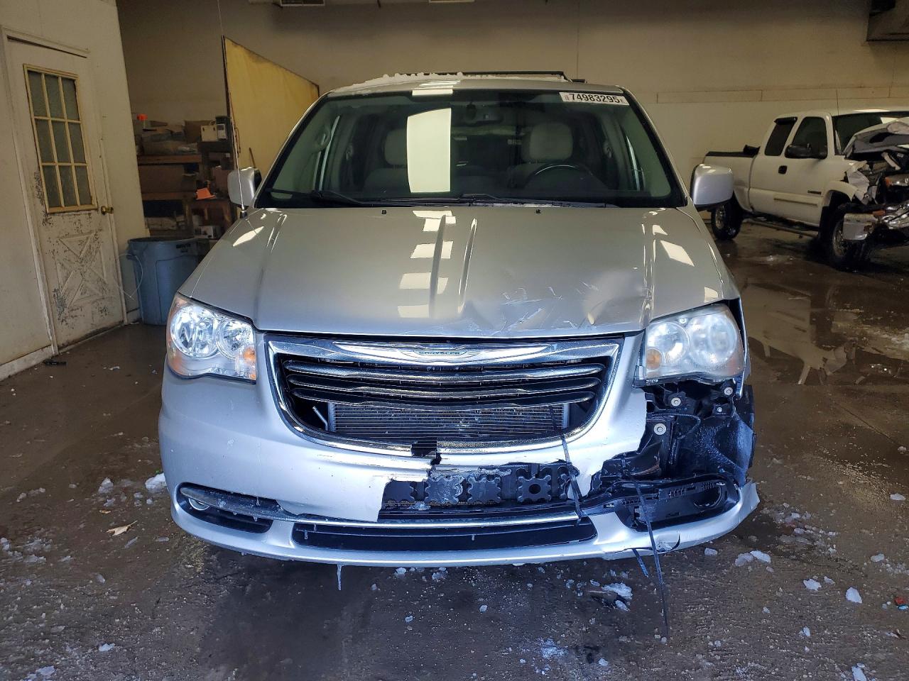 2012 Chrysler Town & Country Touring Silver vin: 2C4RC1BG9CR136992