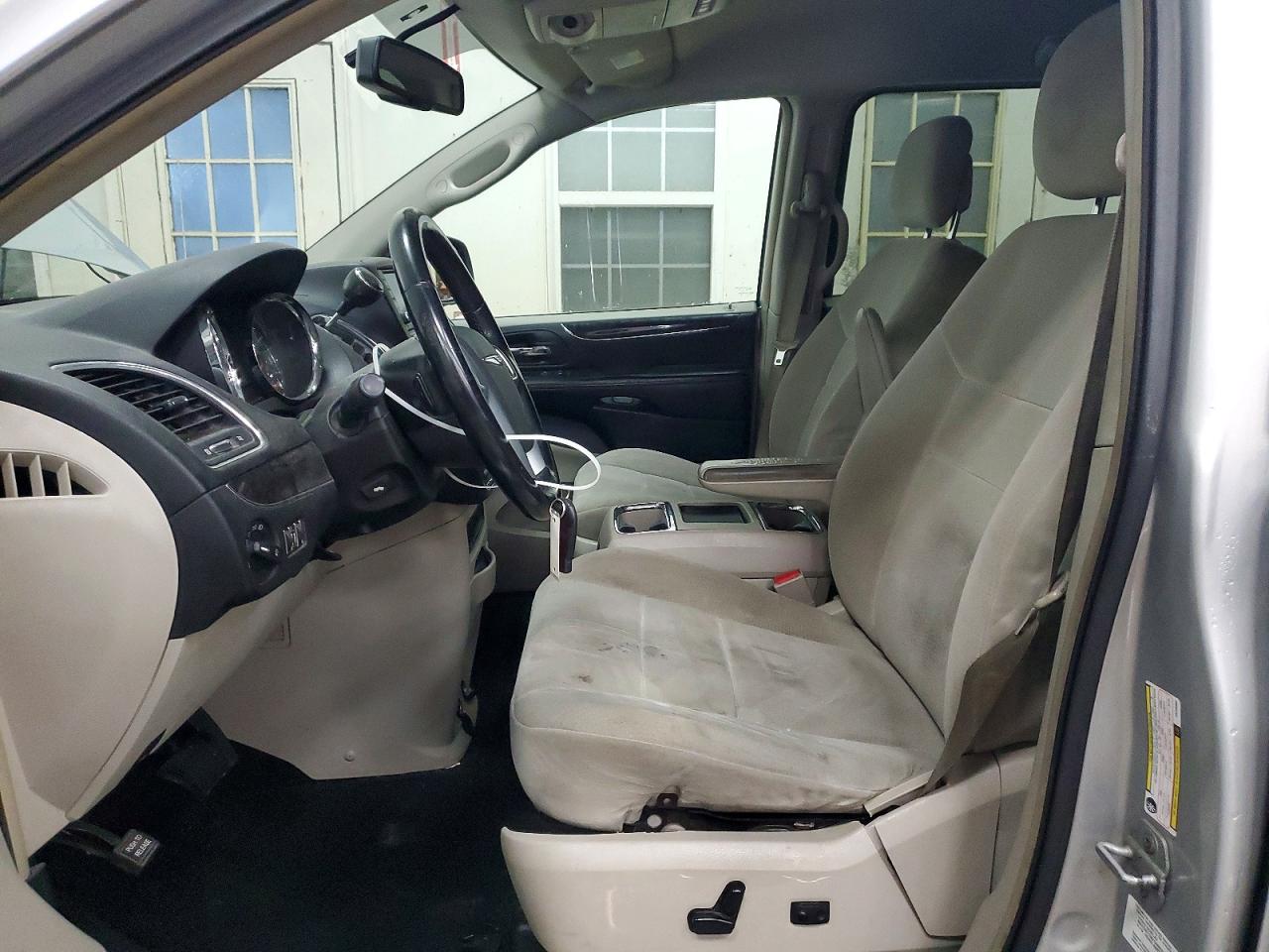 2012 Chrysler Town & Country Touring Silver vin: 2C4RC1BG9CR136992