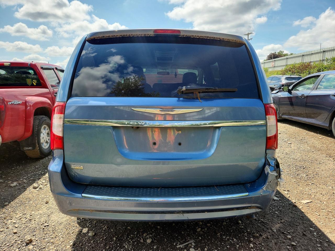 2012 Chrysler Town & Country Touring Blue vin: 2C4RC1BG9CR192043