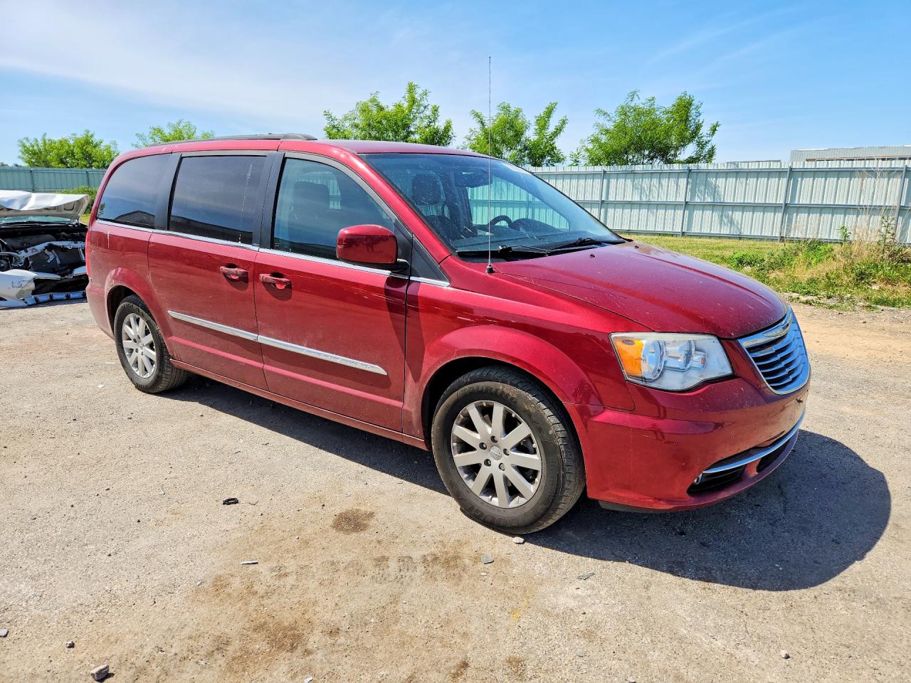 2012 Chrysler Town & Country Touring Red vin: 2C4RC1BG9CR259594