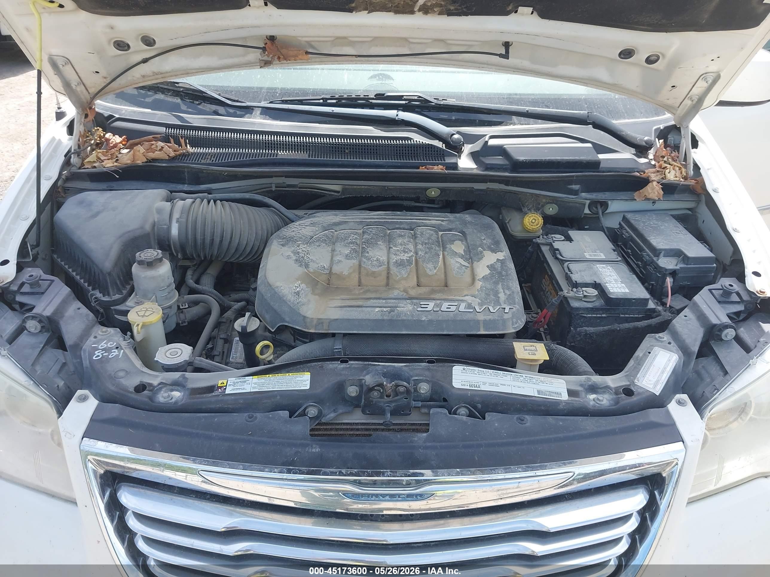 2012 Chrysler Town & Country Touring Белый vin: 2C4RC1BG9CR286908