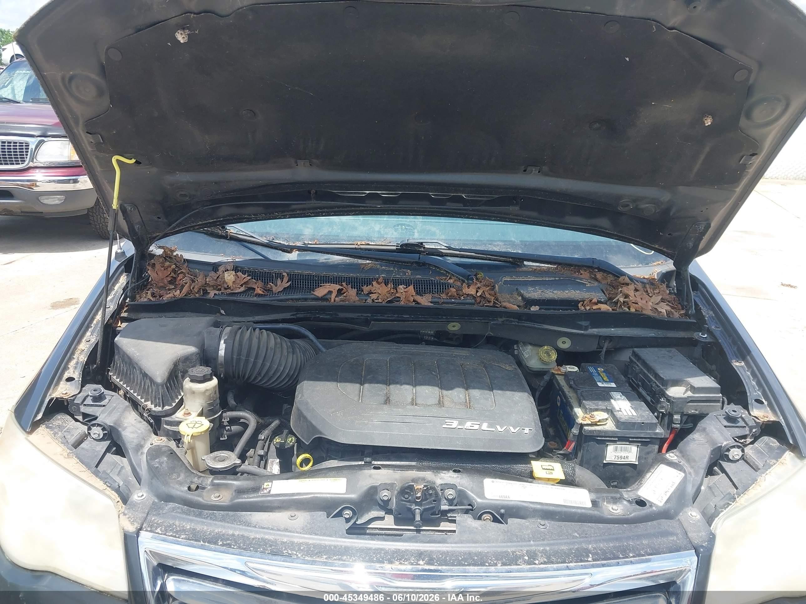 2012 Chrysler Town & Country Touring Brown vin: 2C4RC1BG9CR300595