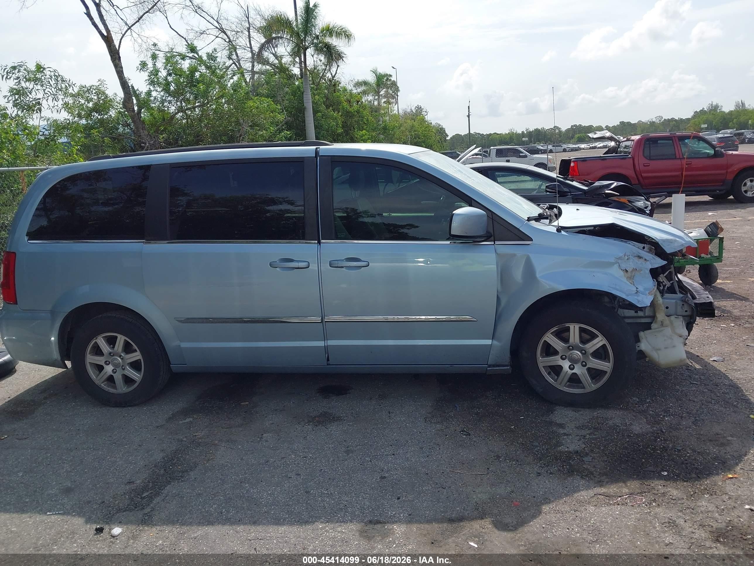 2012 Chrysler Town & Country Touring Light Blue vin: 2C4RC1BG9CR363941