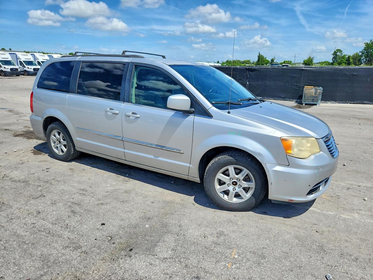 2012 Chrysler Town & Country Touring Серебряный vin: 2C4RC1BG9CR375409