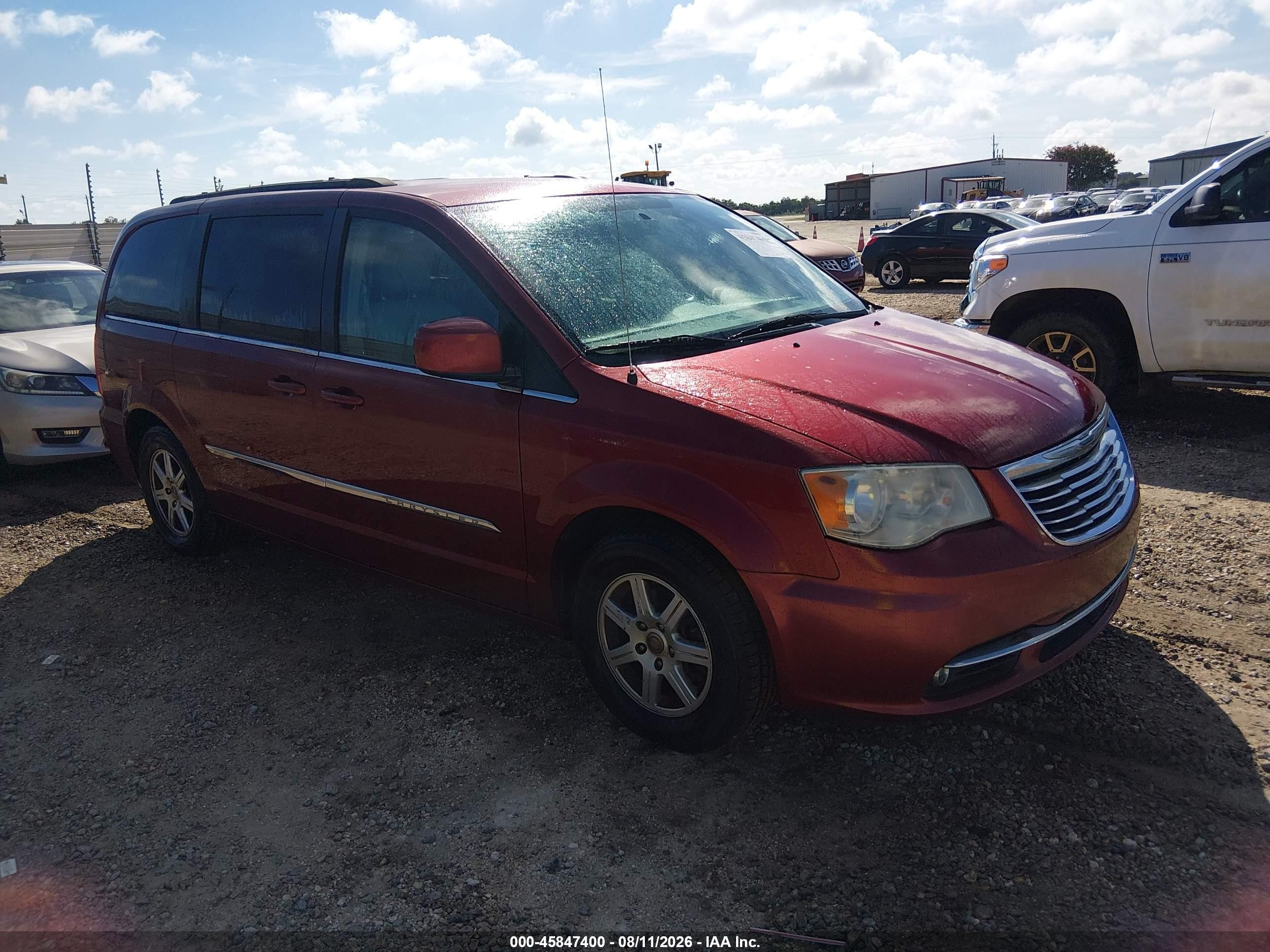 2013 Chrysler Town & Country Touring Burgundy vin: 2C4RC1BG9DR525973
