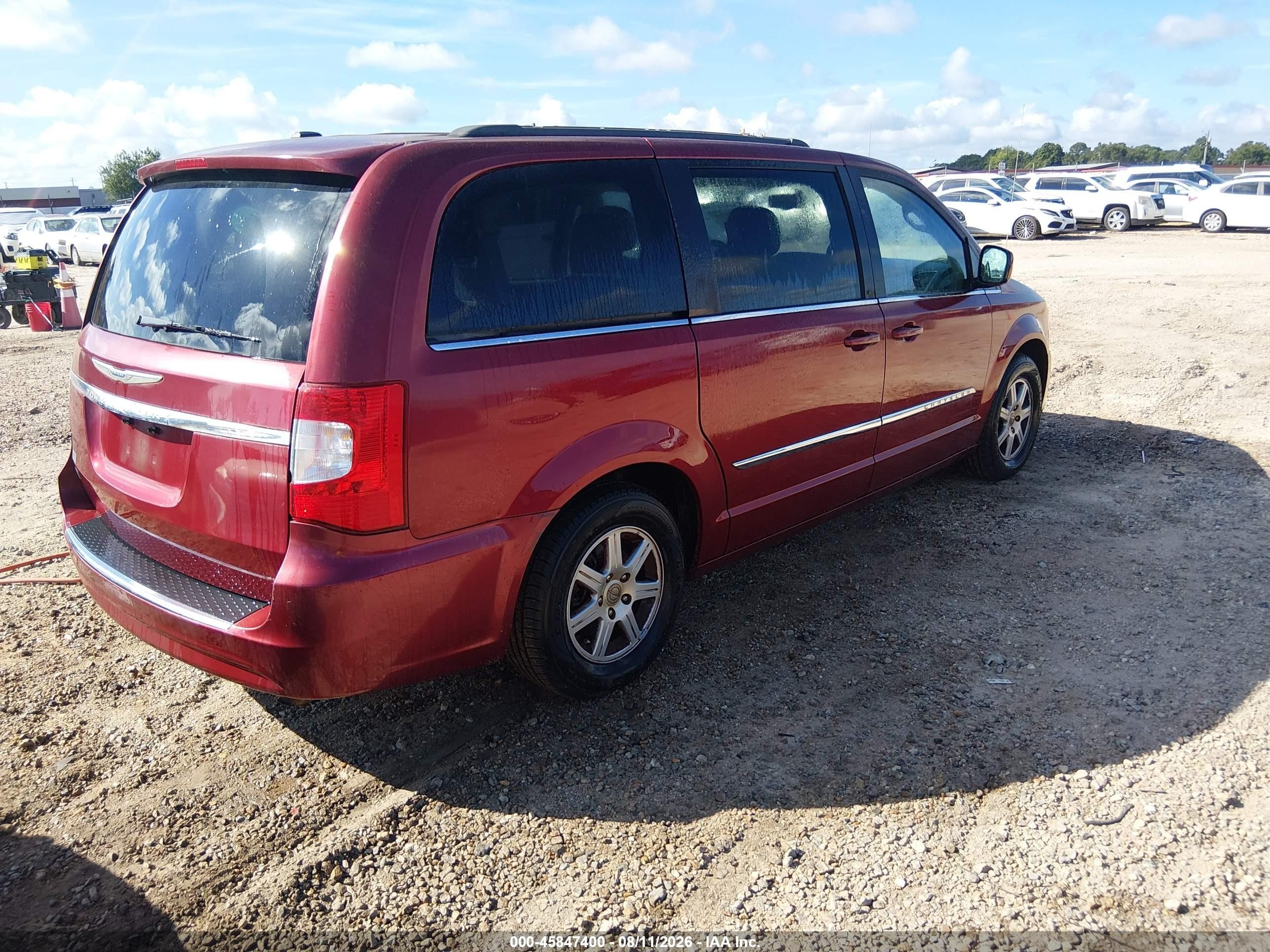 2013 Chrysler Town & Country Touring Burgundy vin: 2C4RC1BG9DR525973