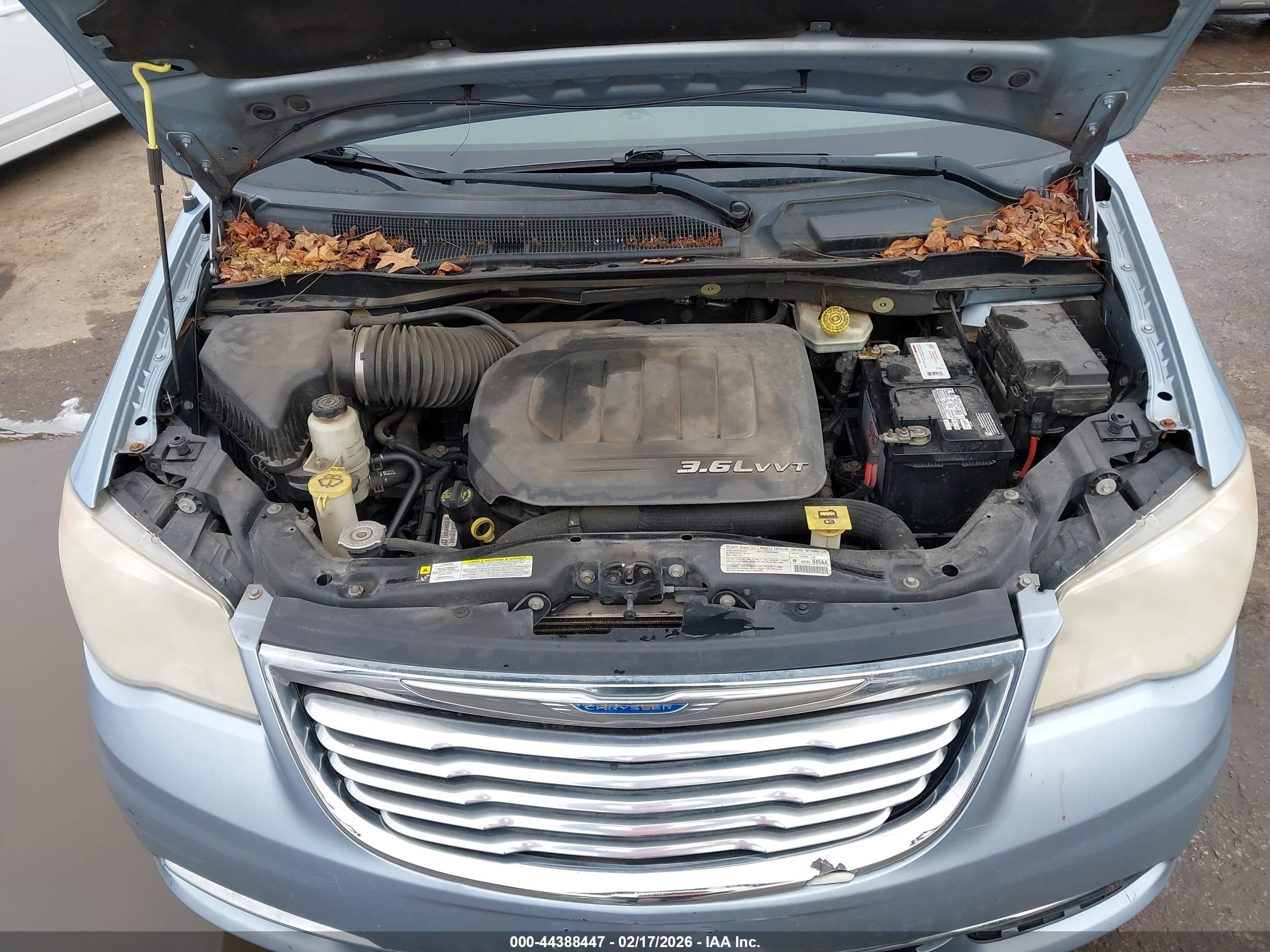 2013 Chrysler Town & Country Touring Blue vin: 2C4RC1BG9DR539534