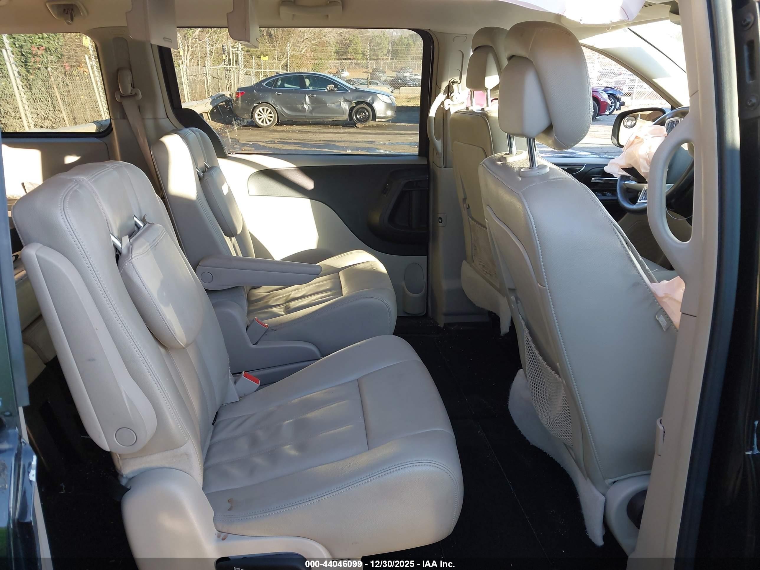 2013 Chrysler Town & Country Touring Black vin: 2C4RC1BG9DR556334