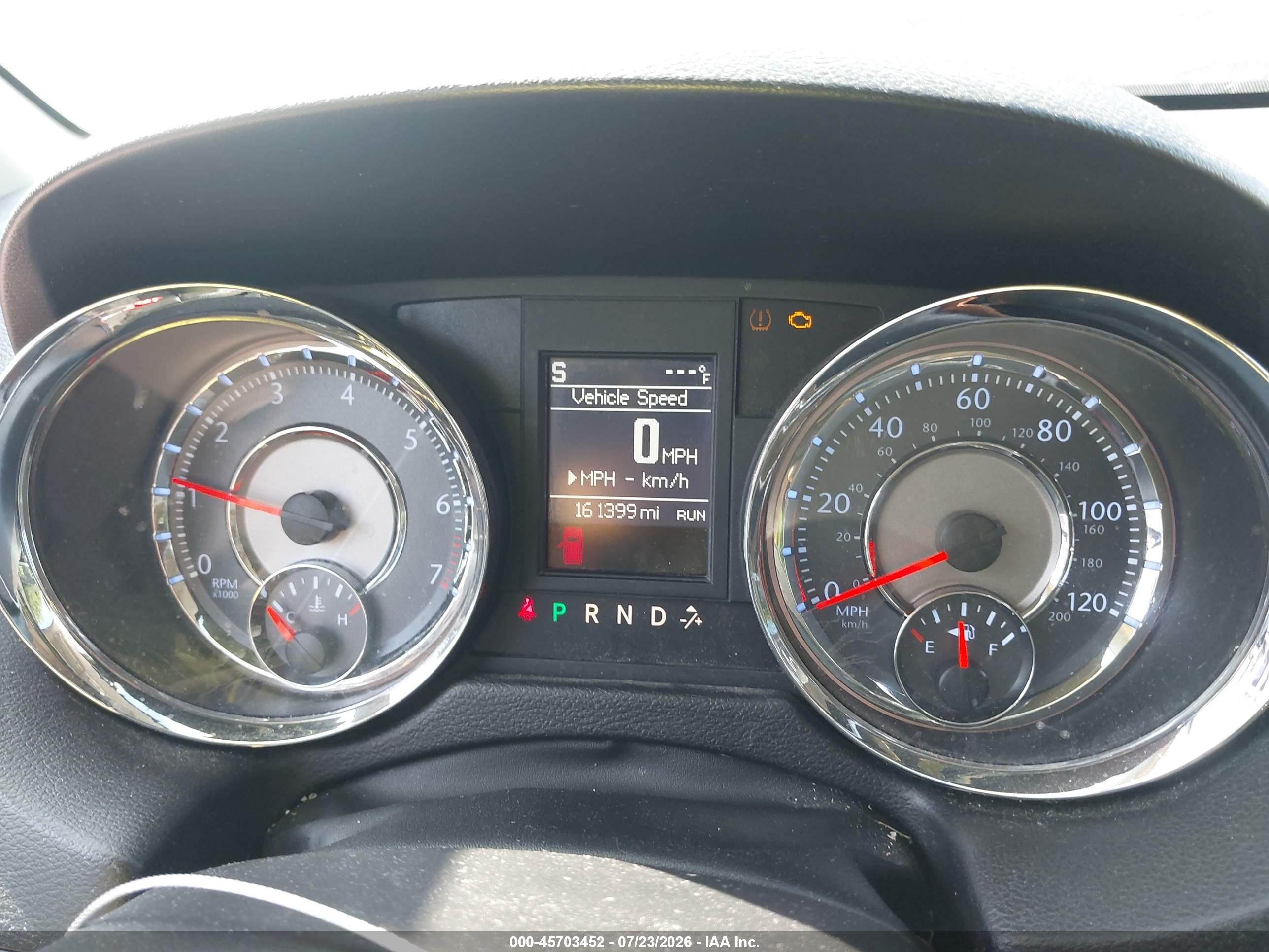 2013 Chrysler Town & Country Touring Silver vin: 2C4RC1BG9DR605659