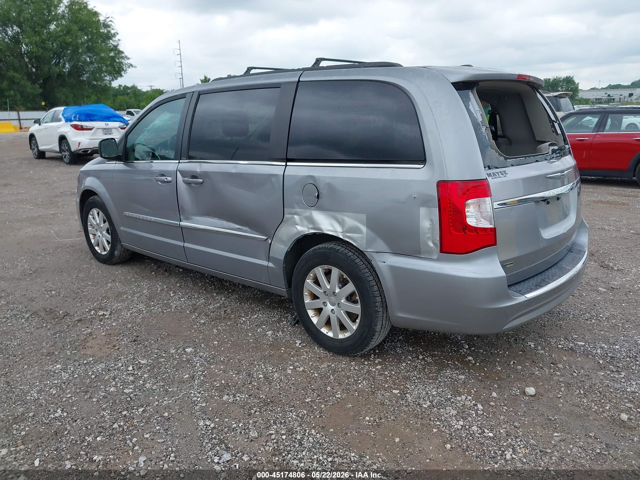 2013 Chrysler Town & Country Touring Серебряный vin: 2C4RC1BG9DR705518