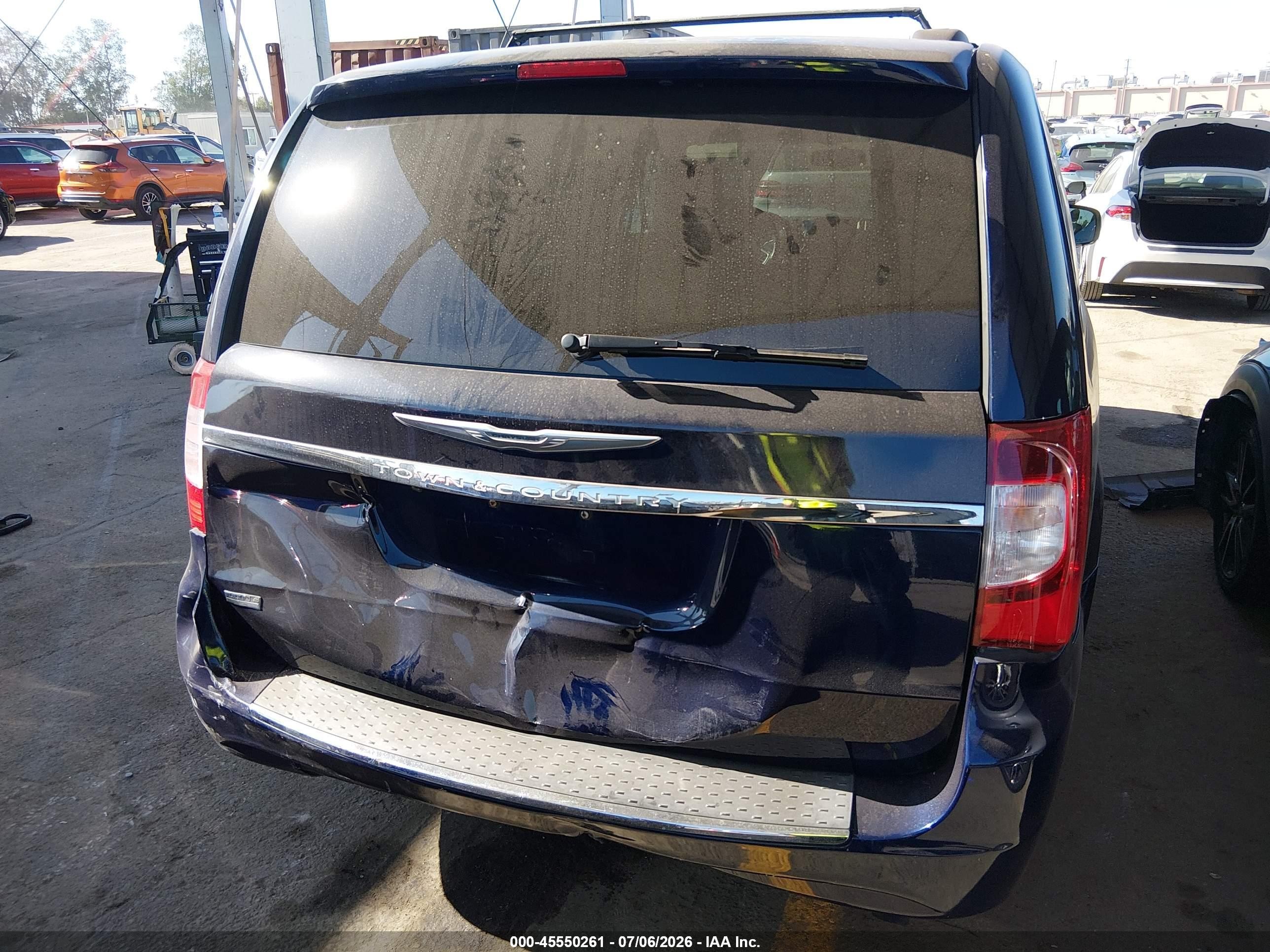 2013 Chrysler Town & Country Touring Blue vin: 2C4RC1BG9DR743198