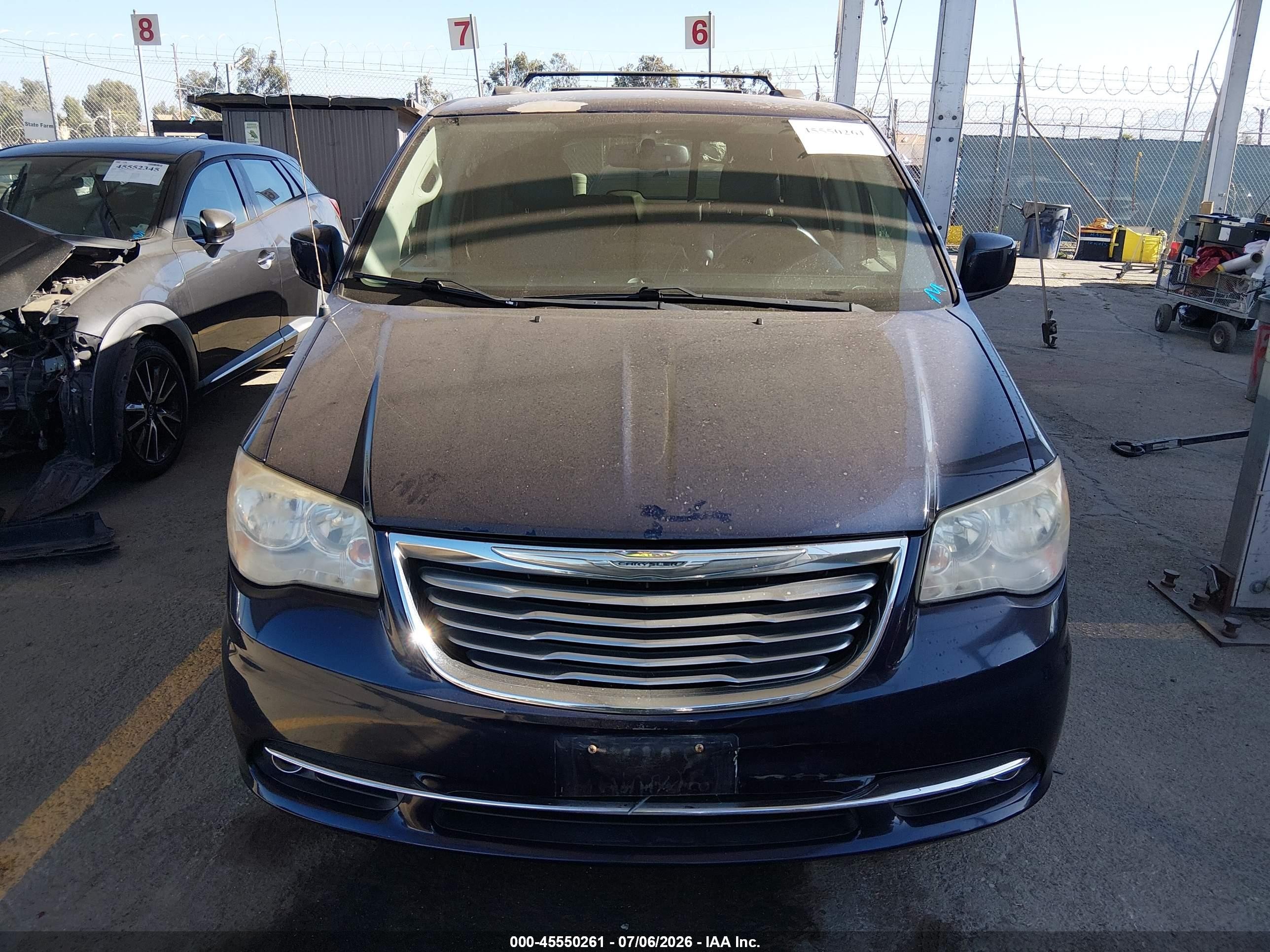 2013 Chrysler Town & Country Touring Blue vin: 2C4RC1BG9DR743198