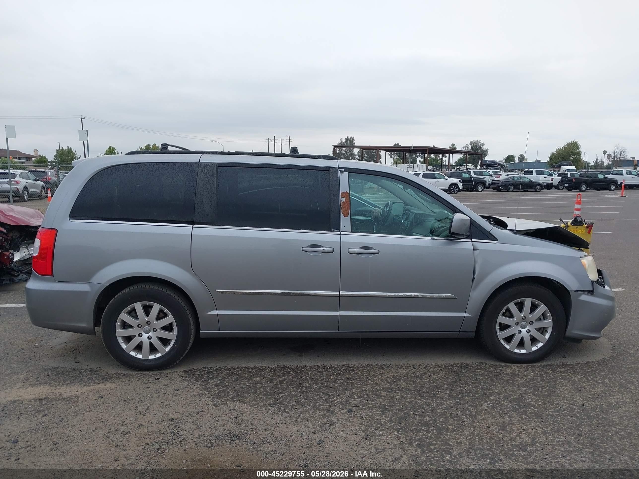 2013 Chrysler Town & Country Touring Gray vin: 2C4RC1BG9DR743802