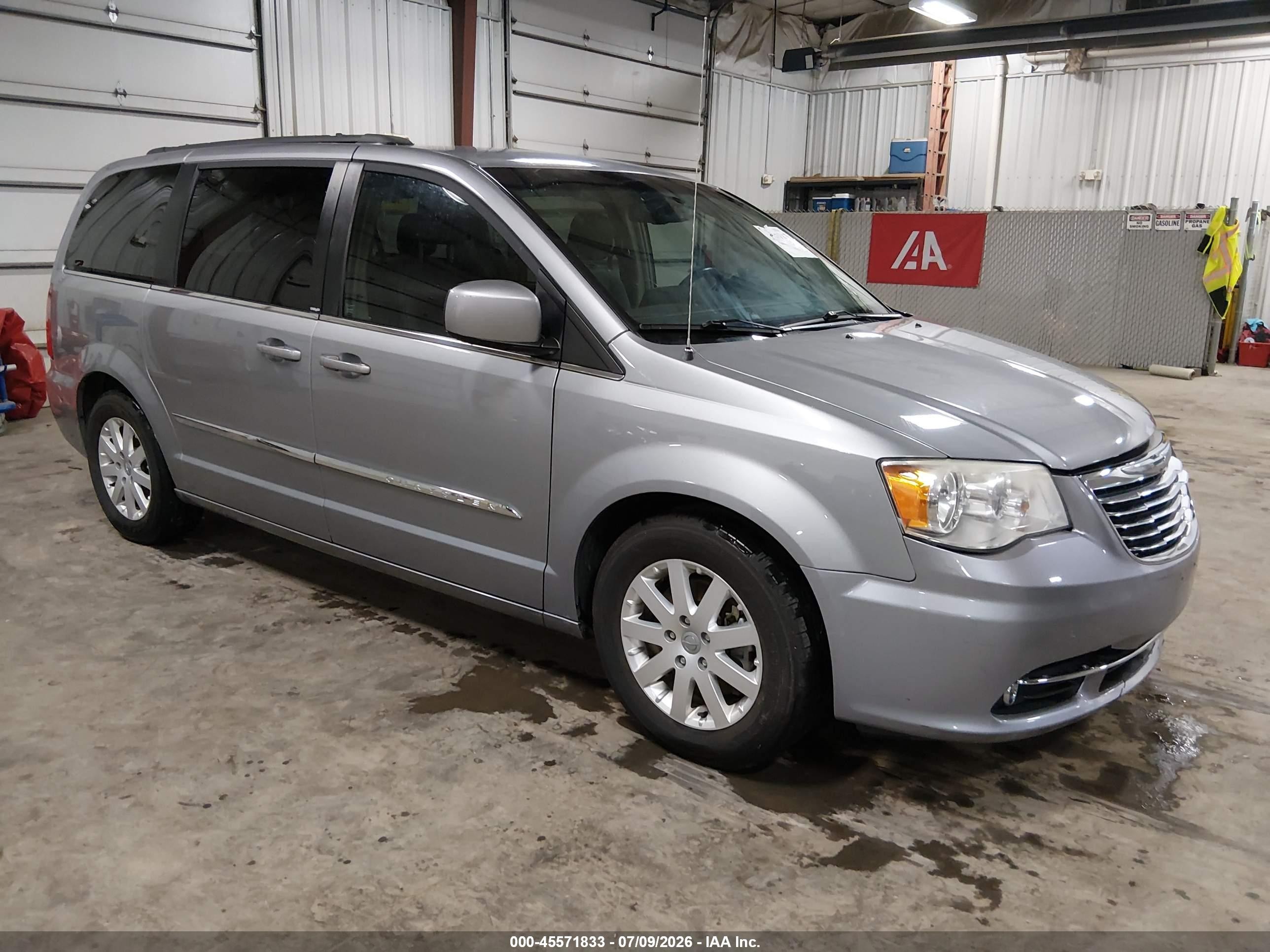 2013 Chrysler Town & Country Touring Серебряный vin: 2C4RC1BG9DR798346