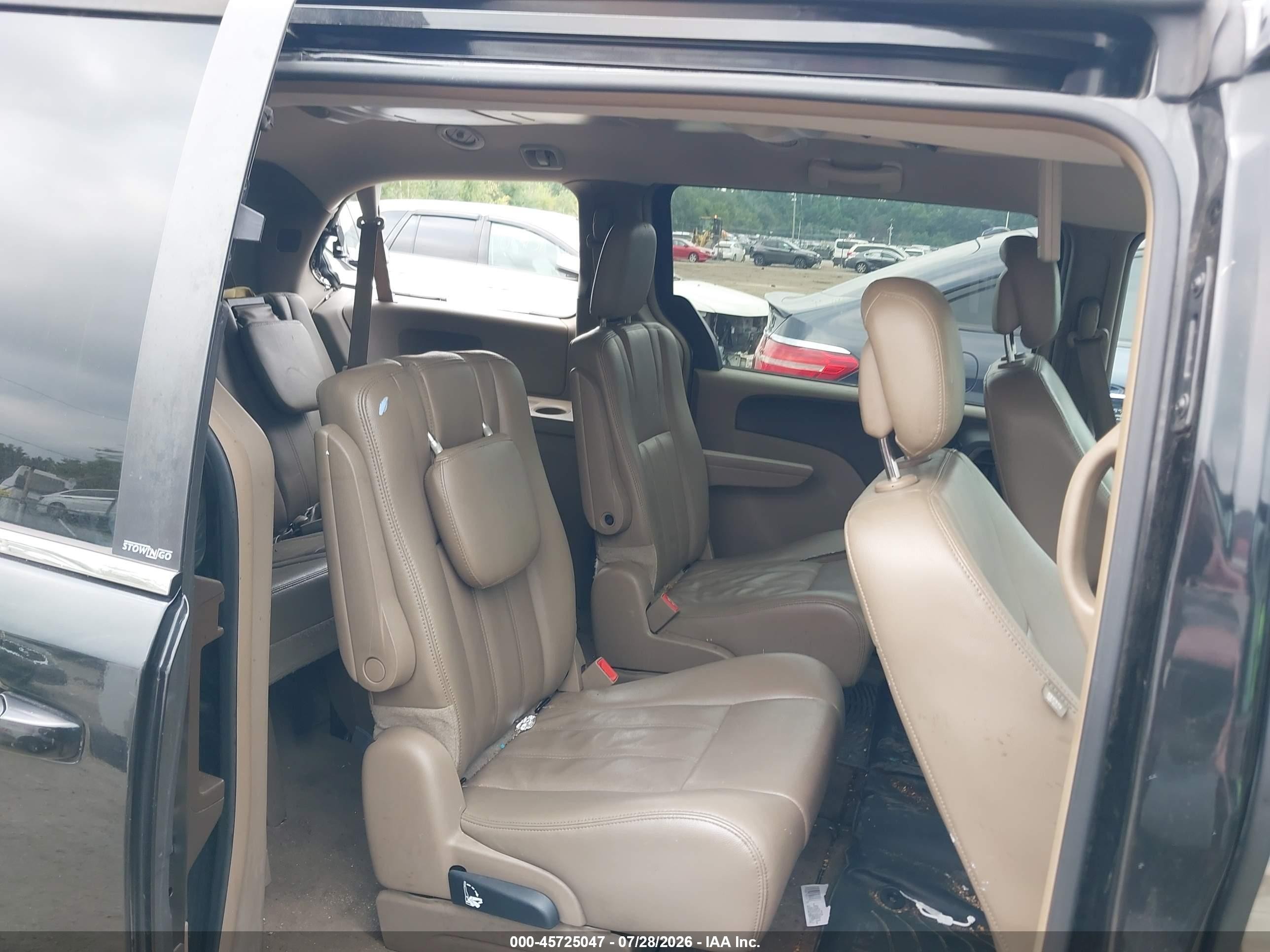 2014 Chrysler Town & Country Touring Черный vin: 2C4RC1BG9ER113652