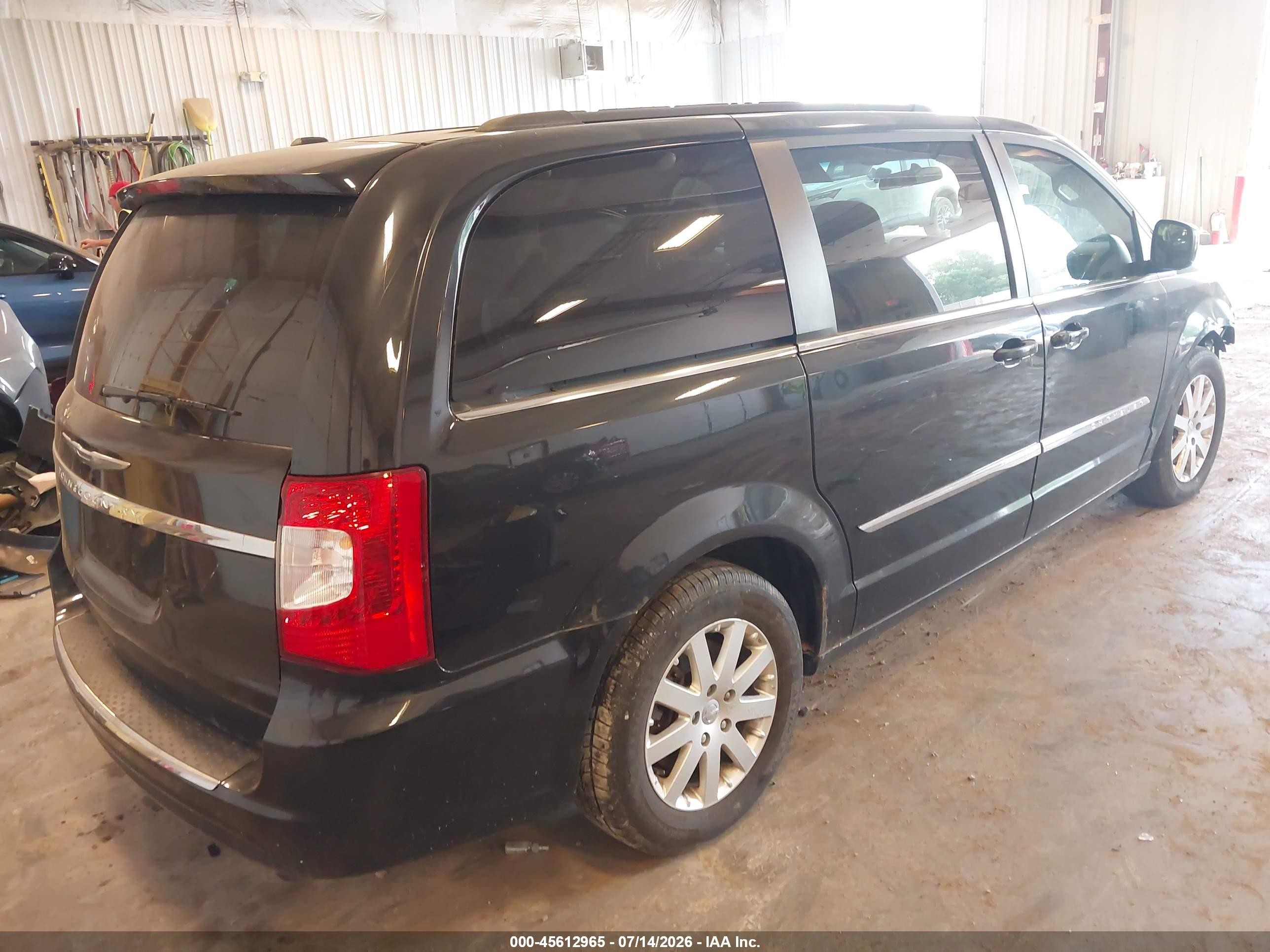 2014 Chrysler Town & Country Touring Blue vin: 2C4RC1BG9ER115076