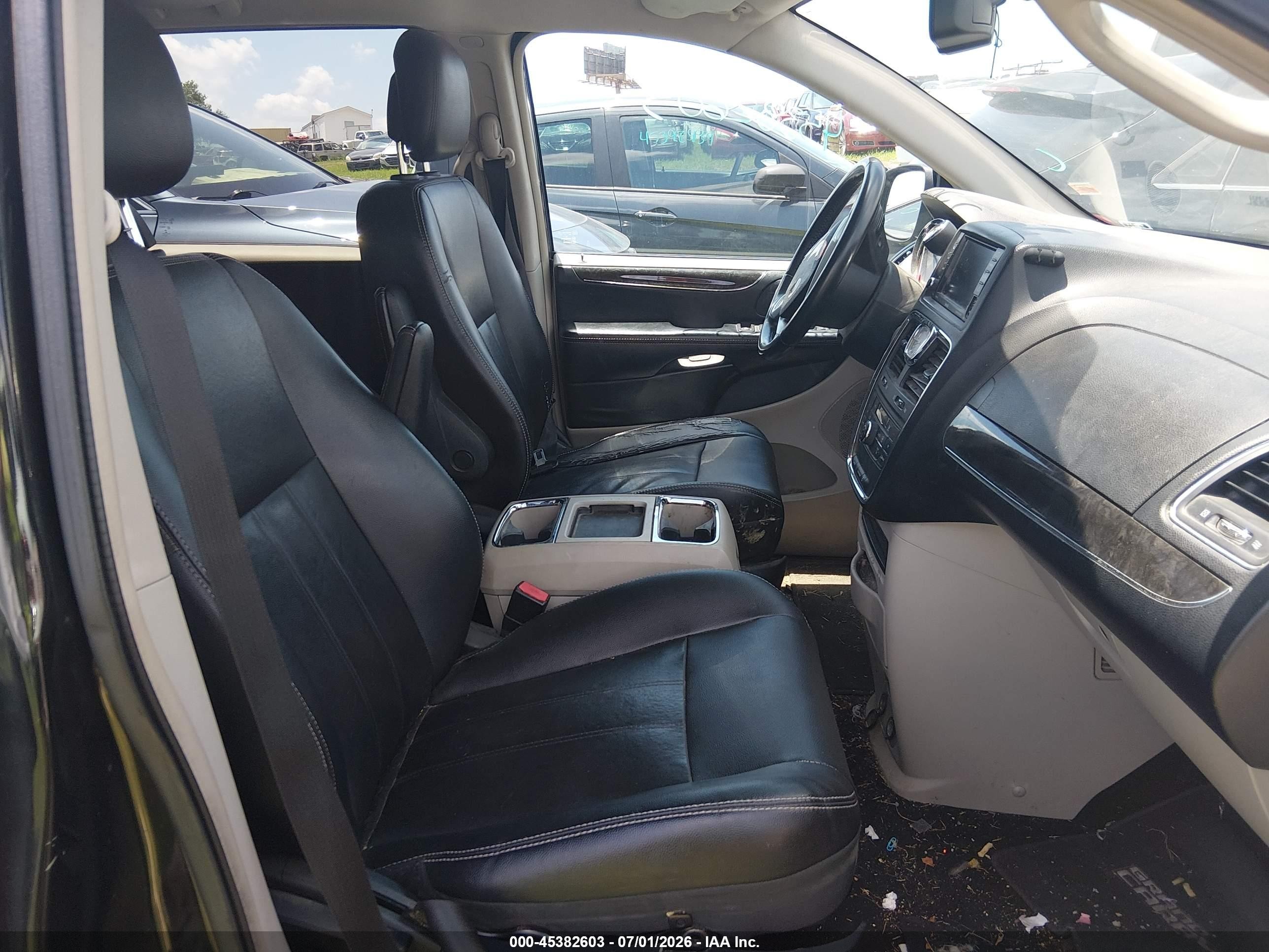 2014 Chrysler Town & Country Touring Gray vin: 2C4RC1BG9ER124683