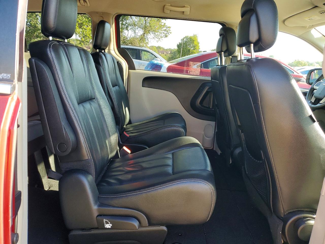 2014 Chrysler Town & Country Touring Красный vin: 2C4RC1BG9ER143539