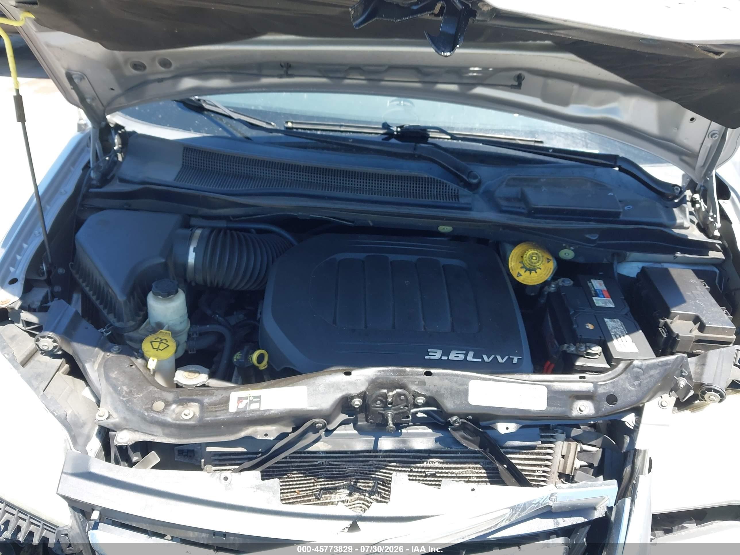 2014 Chrysler Town & Country Touring Серебряный vin: 2C4RC1BG9ER211838