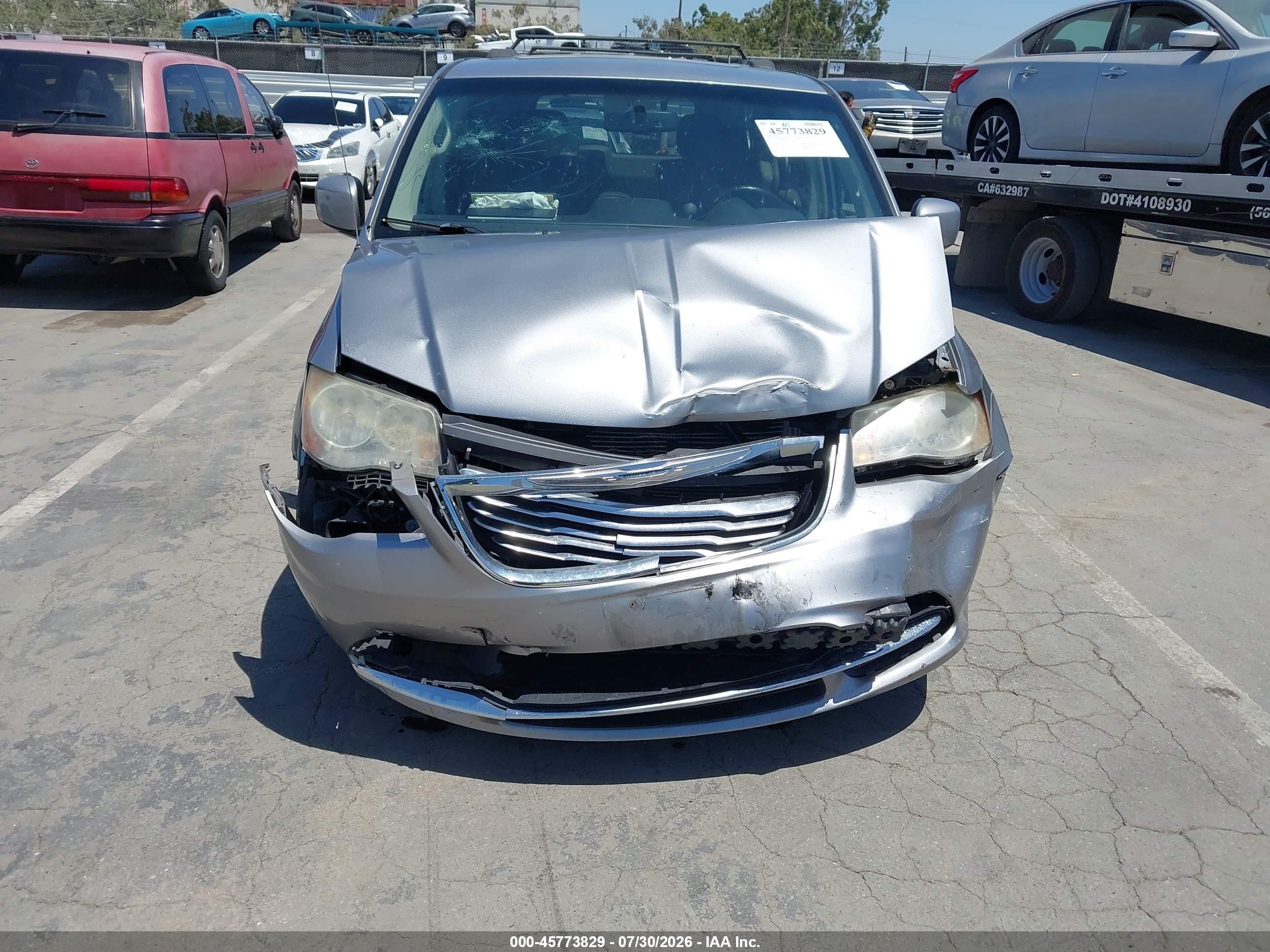 2014 Chrysler Town & Country Touring Серебряный vin: 2C4RC1BG9ER211838