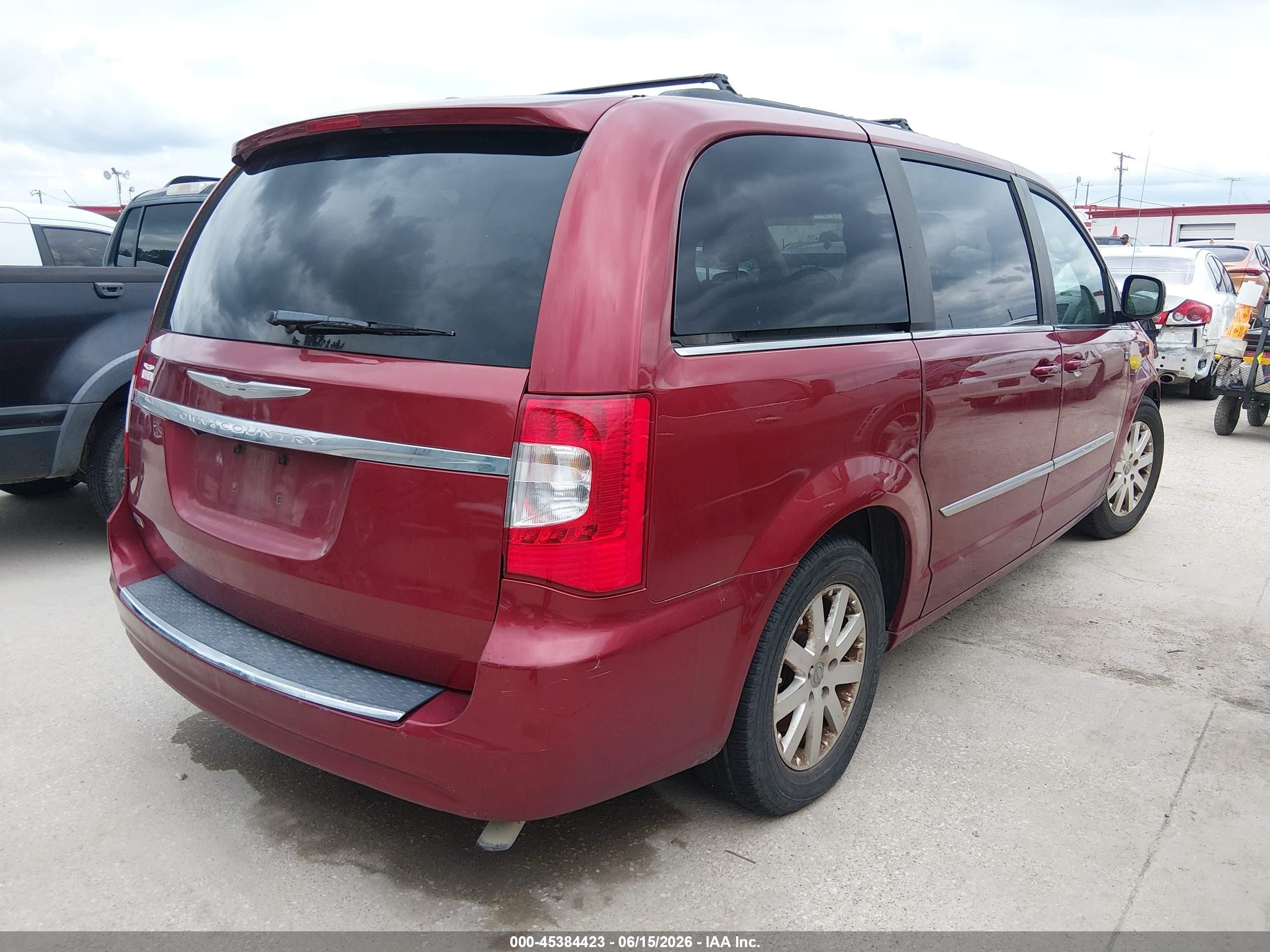 2014 Chrysler Town & Country Touring Maroon vin: 2C4RC1BG9ER214853