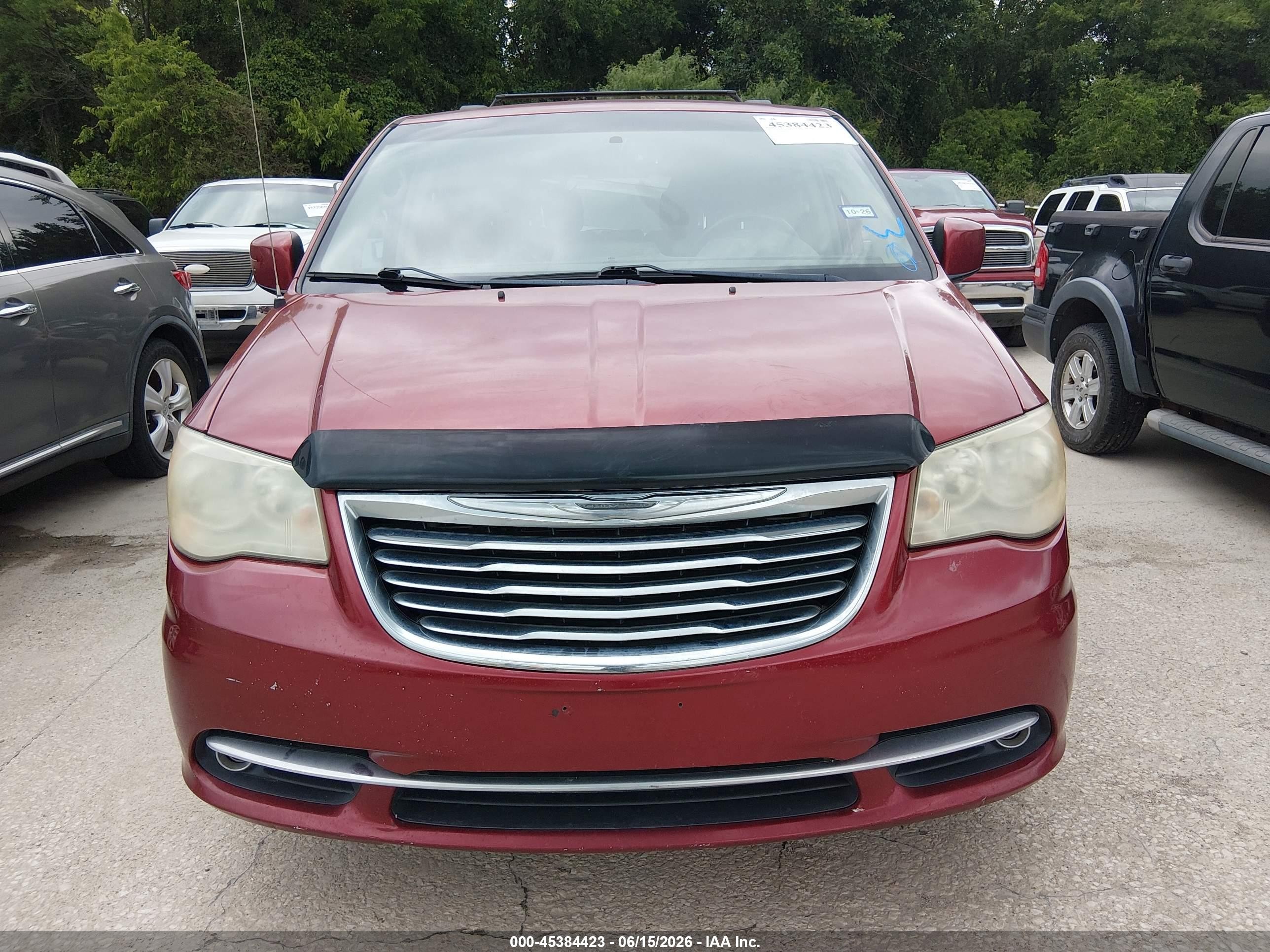 2014 Chrysler Town & Country Touring Maroon vin: 2C4RC1BG9ER214853