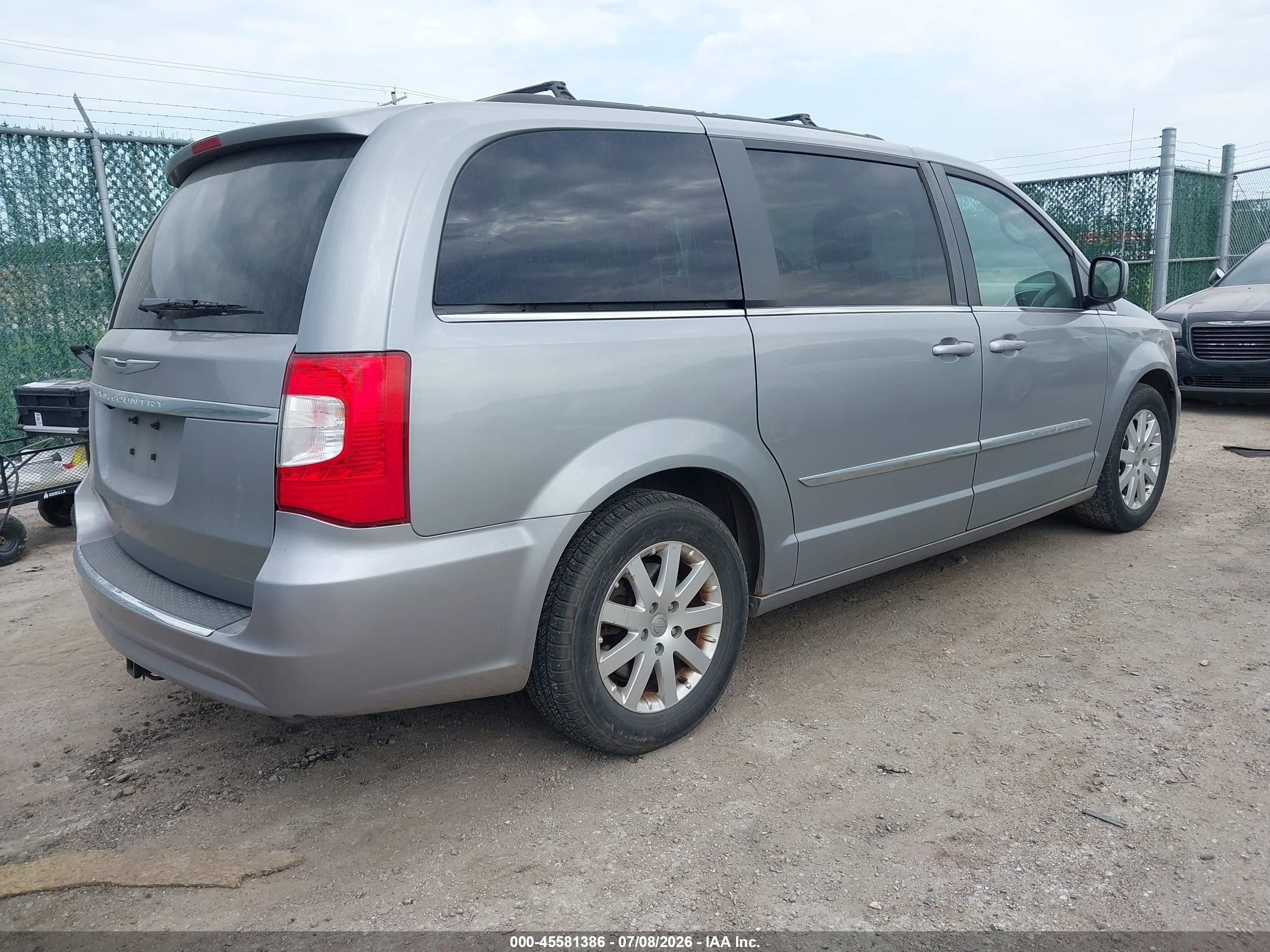 2014 Chrysler Town & Country Touring Серебряный vin: 2C4RC1BG9ER217316