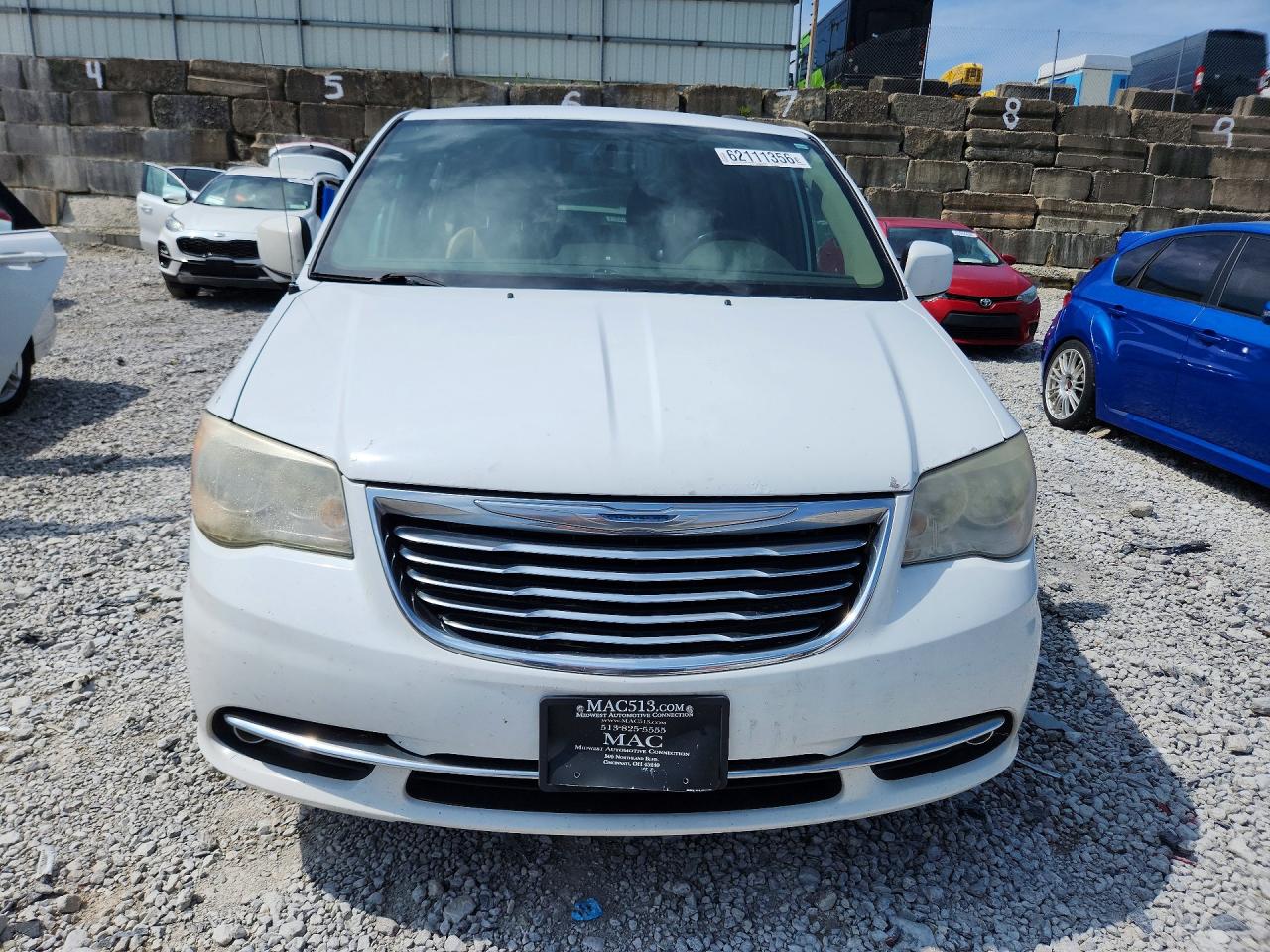2014 Chrysler Town & Country Touring White vin: 2C4RC1BG9ER236450