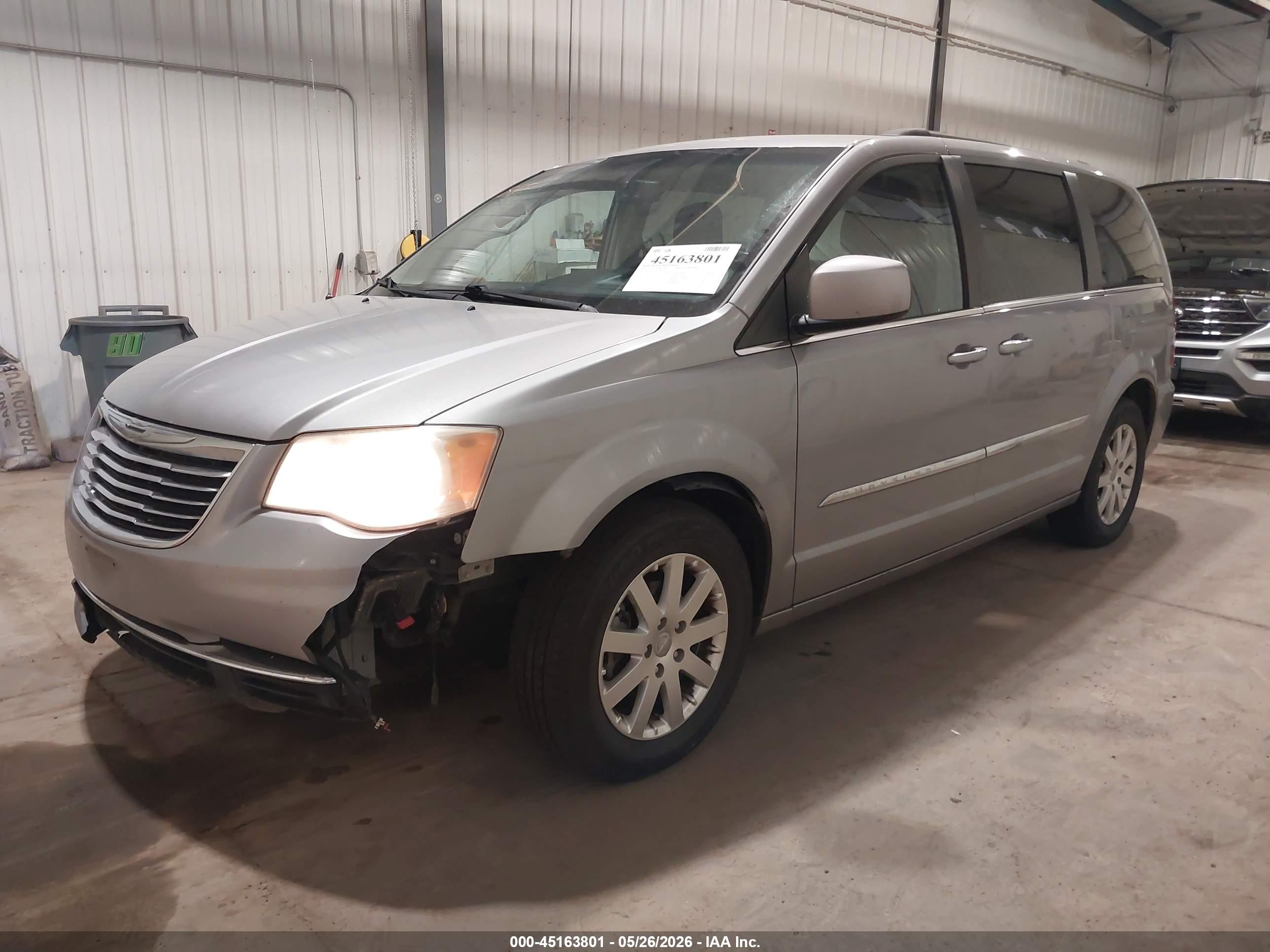 2014 Chrysler Town & Country Touring Серебряный vin: 2C4RC1BG9ER255354