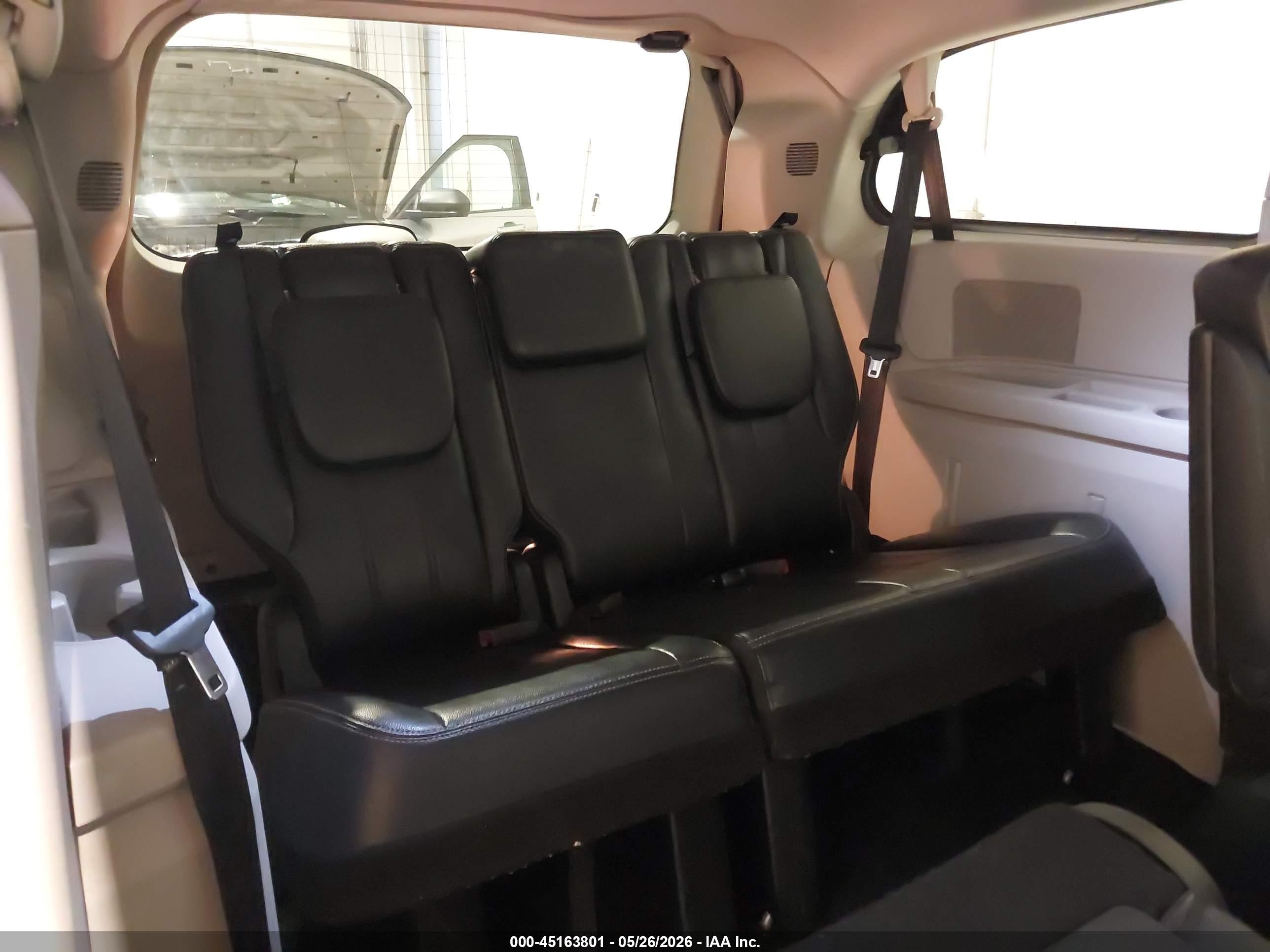 2014 Chrysler Town & Country Touring Серебряный vin: 2C4RC1BG9ER255354