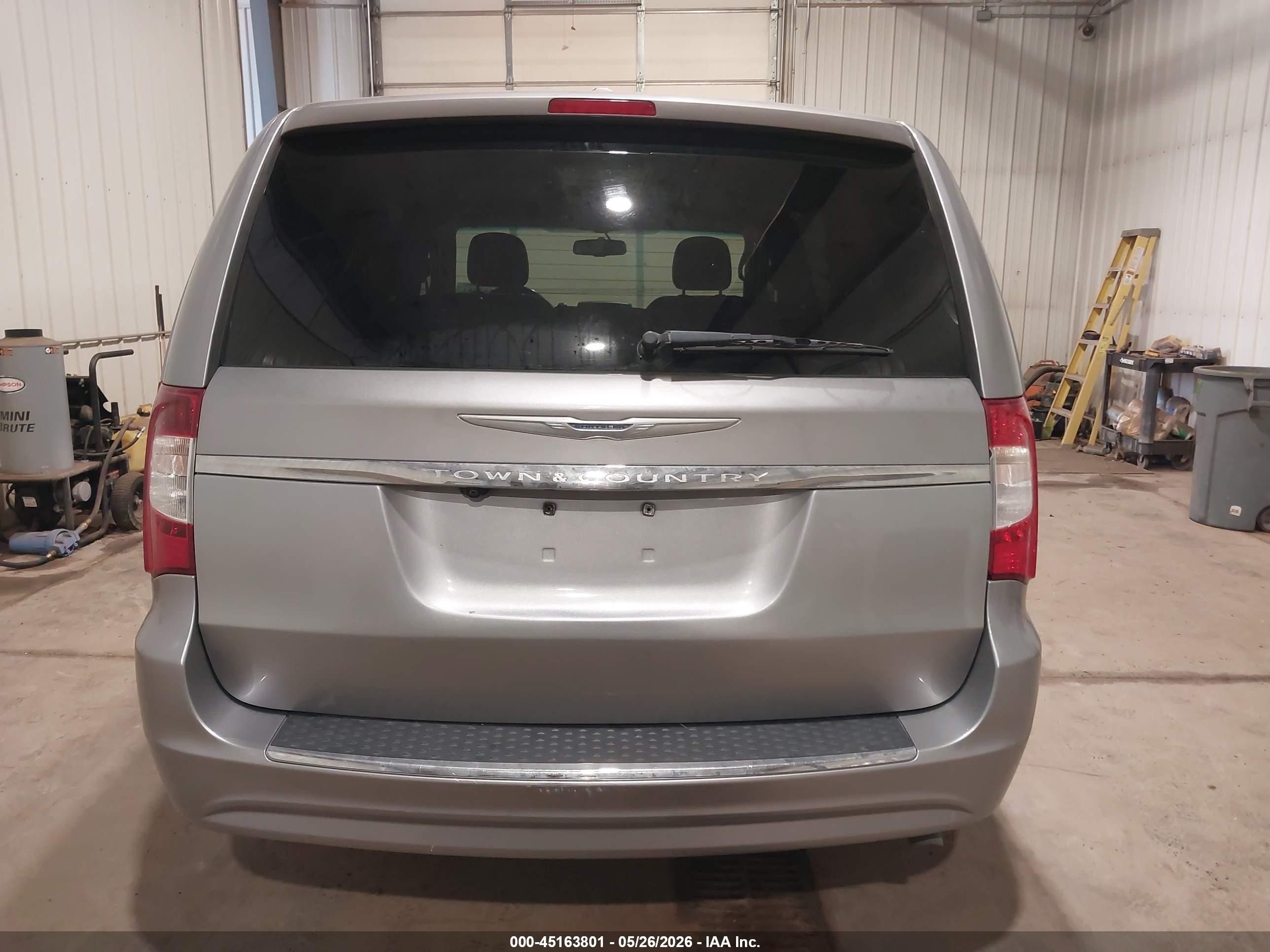 2014 Chrysler Town & Country Touring Серебряный vin: 2C4RC1BG9ER255354