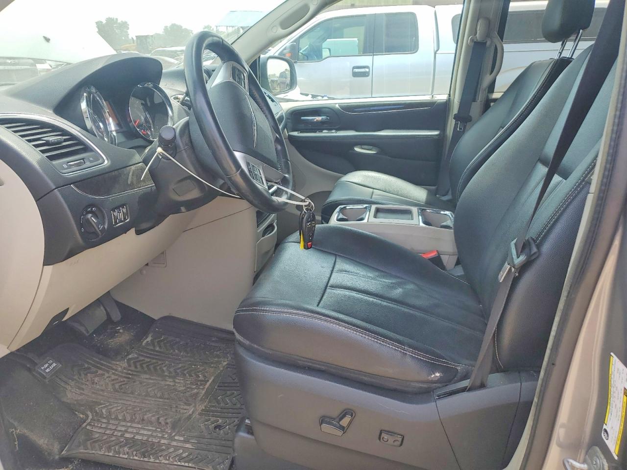 2014 Chrysler Town & Country Touring Gray vin: 2C4RC1BG9ER317304