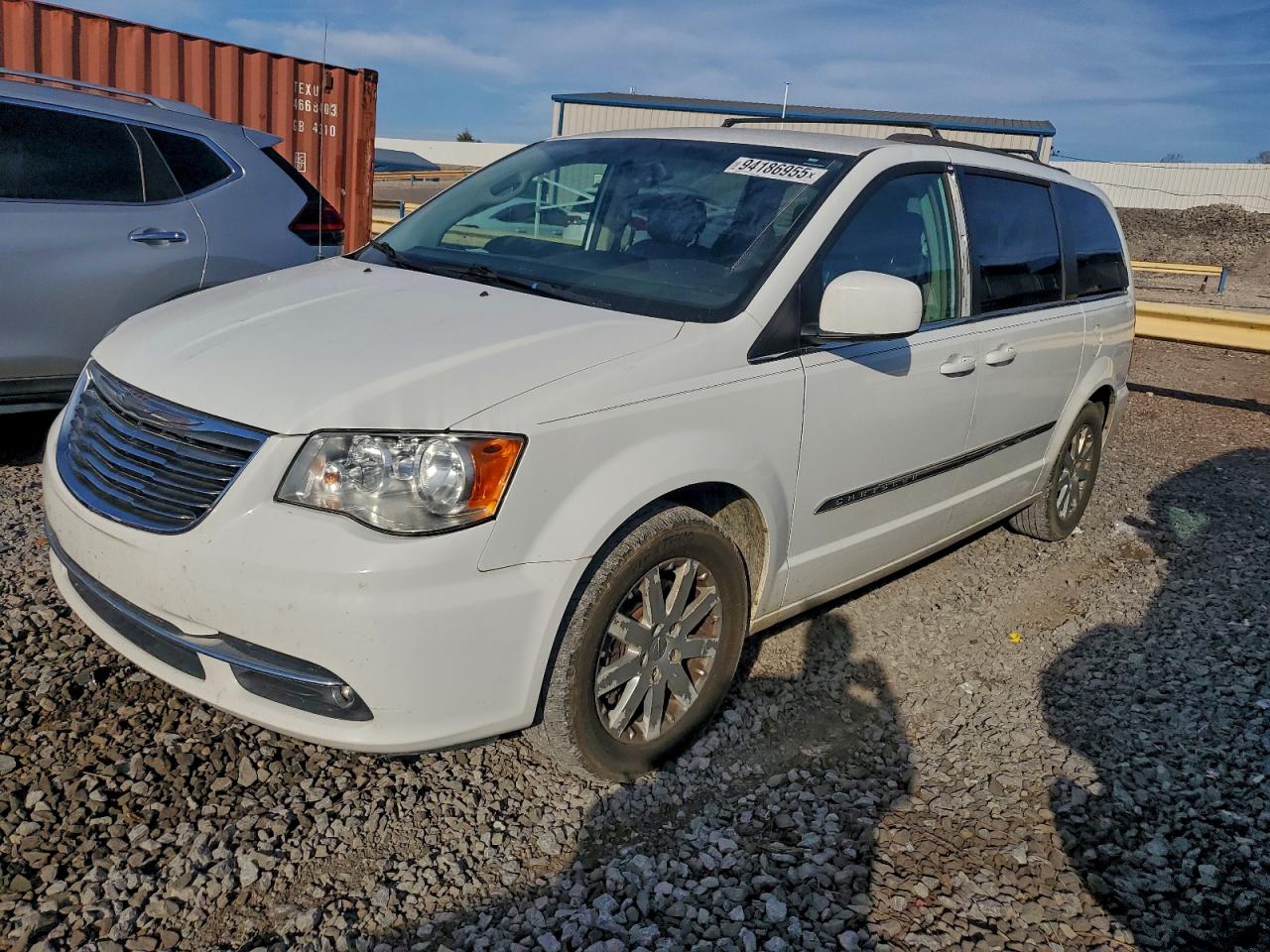 2014 Chrysler Town & Country Touring White vin: 2C4RC1BG9ER383495