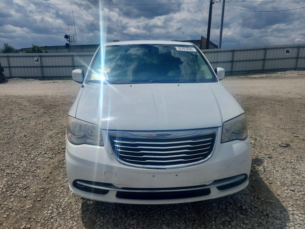 2014 Chrysler Town And Country Touring White vin: 2C4RC1BG9ER398174
