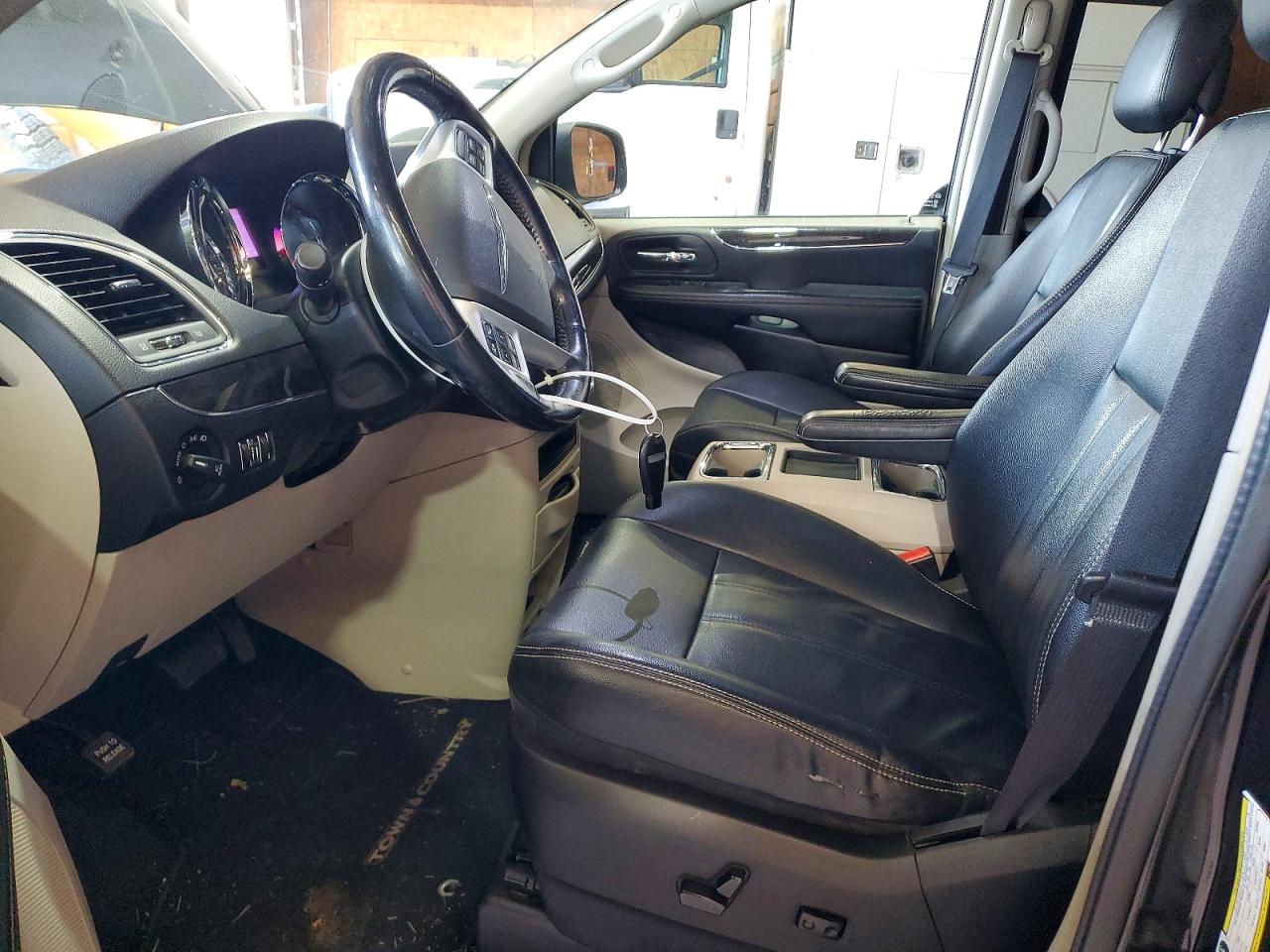 2014 Chrysler Town & Country Touring Черный vin: 2C4RC1BG9ER412784