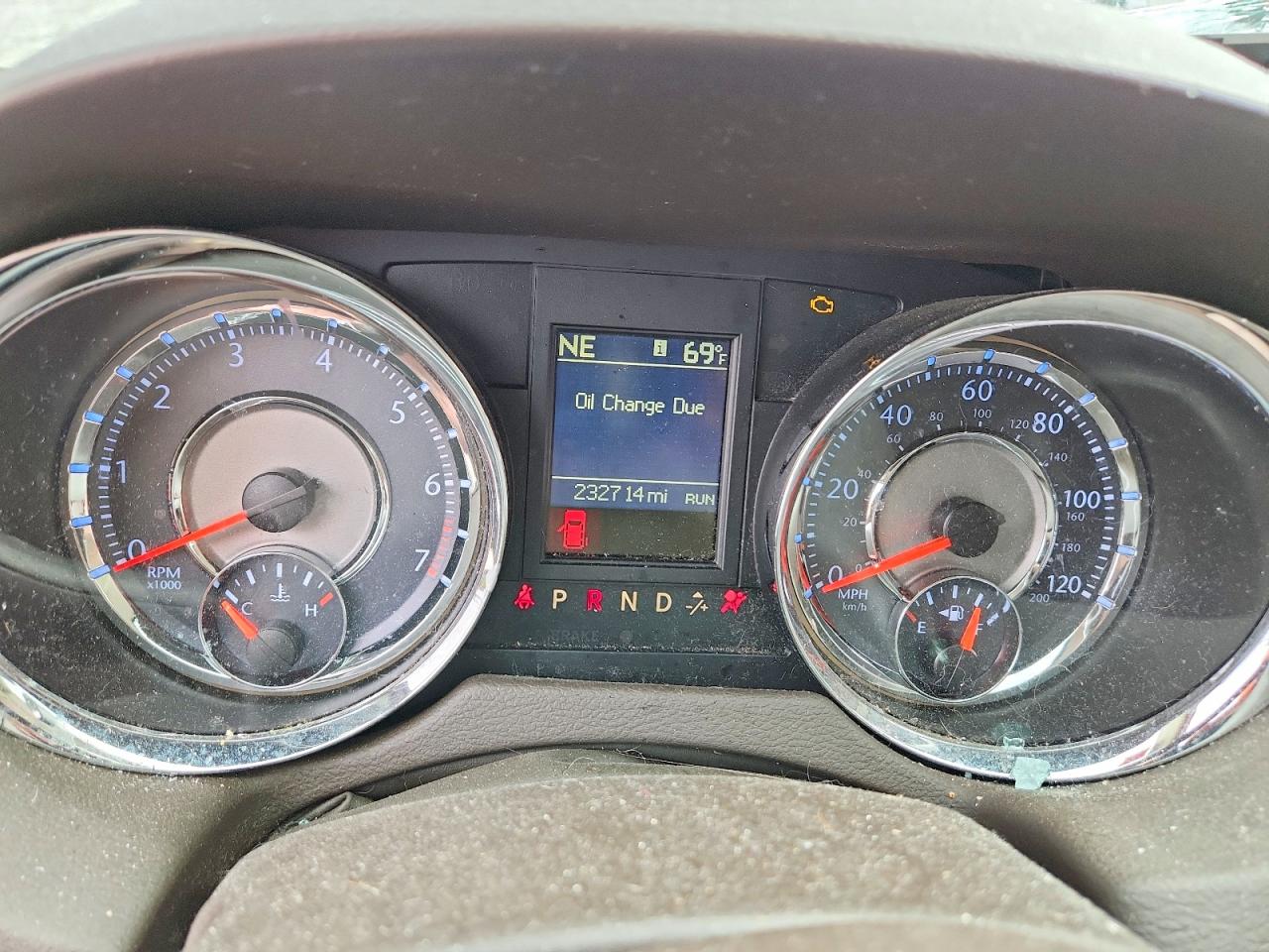 2014 Chrysler Town & Country Touring Red vin: 2C4RC1BG9ER460804