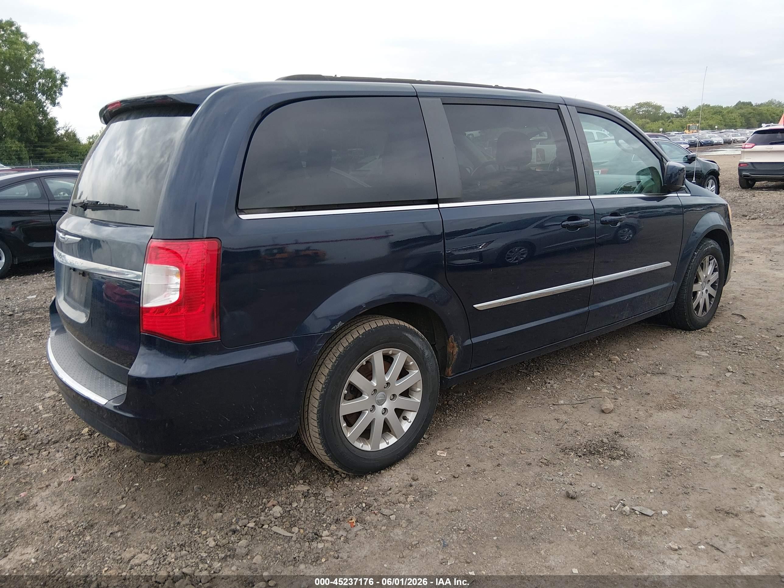 2014 Chrysler Town & Country Touring Blue vin: 2C4RC1BG9ER468403