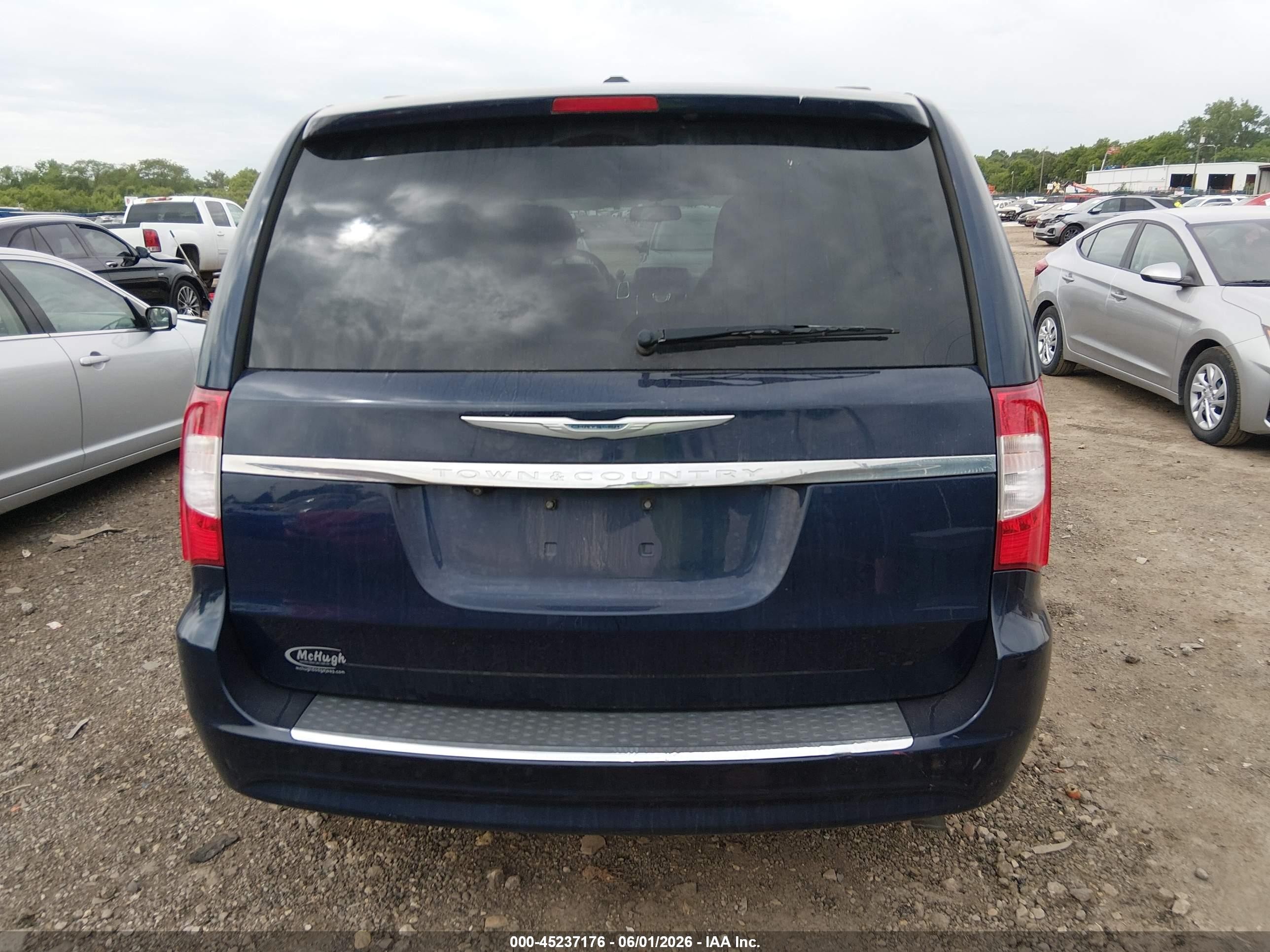 2014 Chrysler Town & Country Touring Blue vin: 2C4RC1BG9ER468403