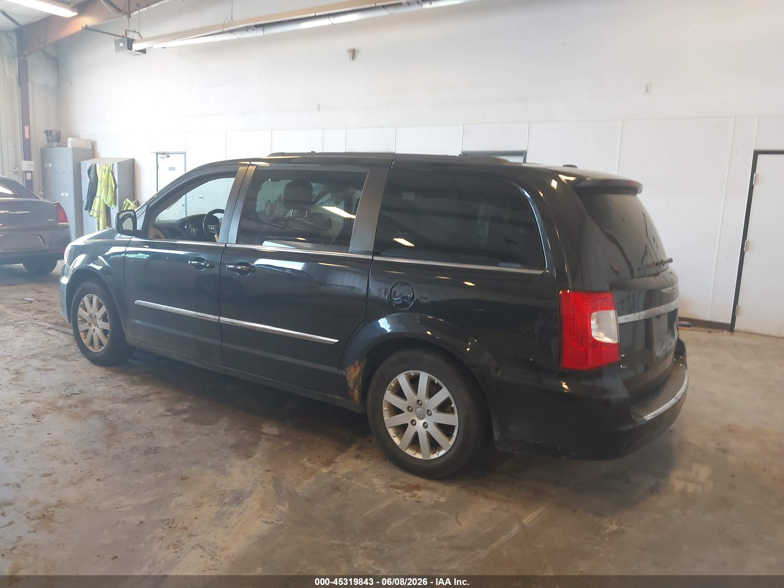 2015 Chrysler Town & Country Touring Blue vin: 2C4RC1BG9FR505077