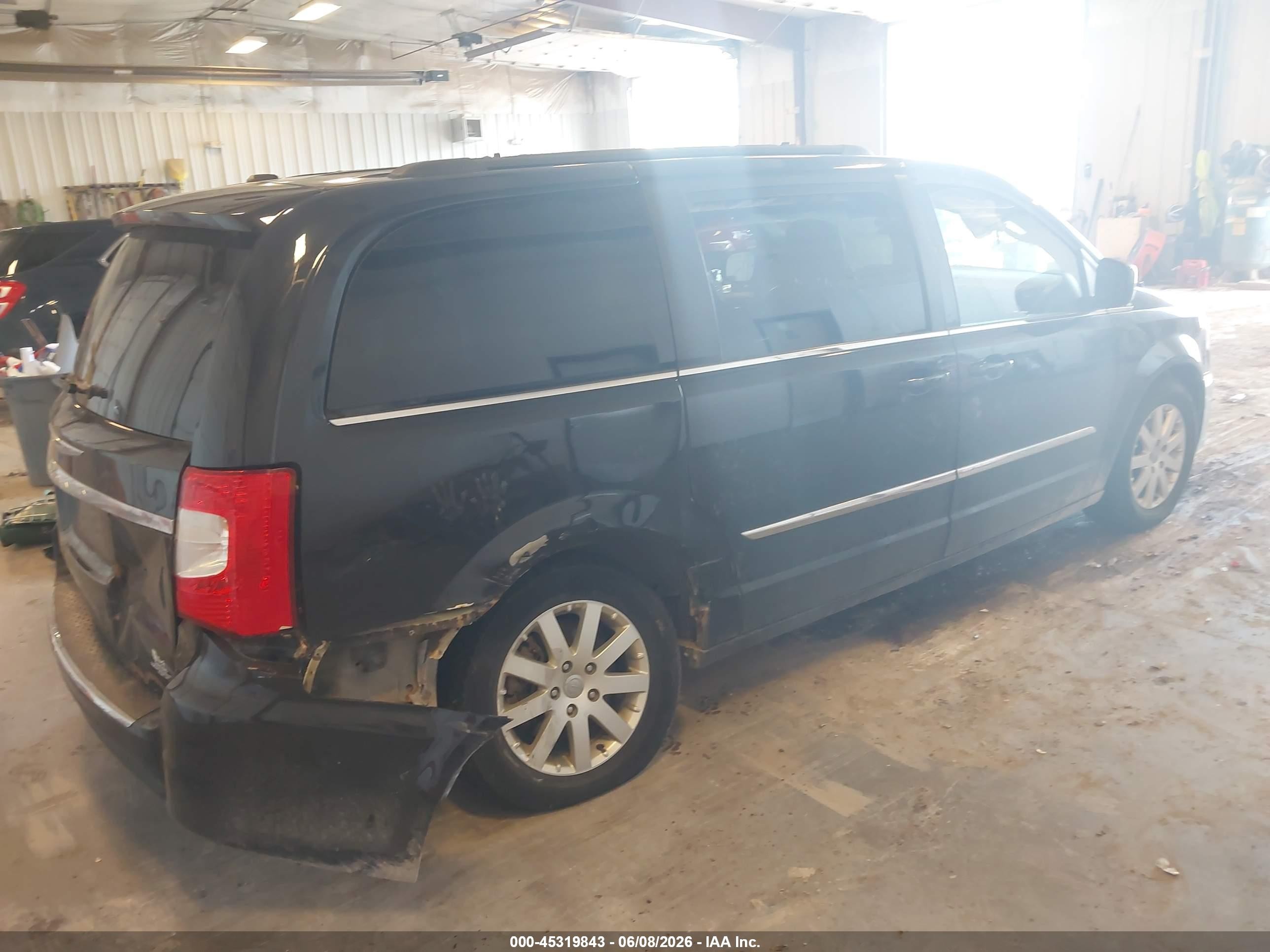 2015 Chrysler Town & Country Touring Blue vin: 2C4RC1BG9FR505077