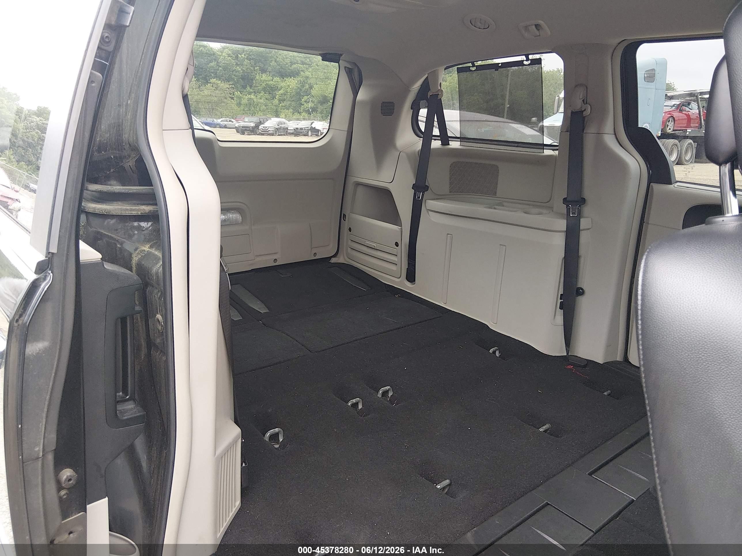2015 Chrysler Town & Country Touring Black vin: 2C4RC1BG9FR505287