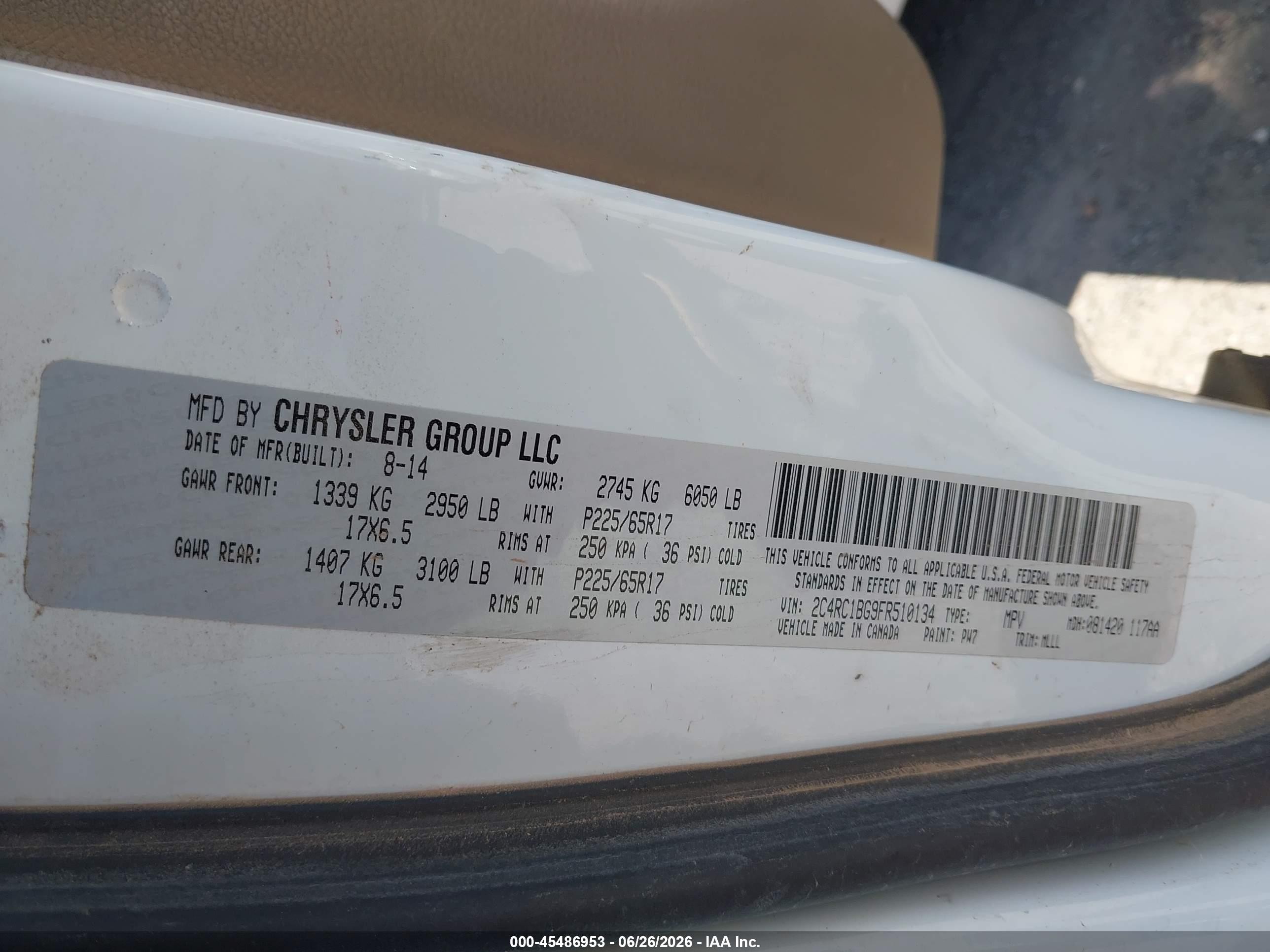2015 Chrysler Town & Country Touring White vin: 2C4RC1BG9FR510134