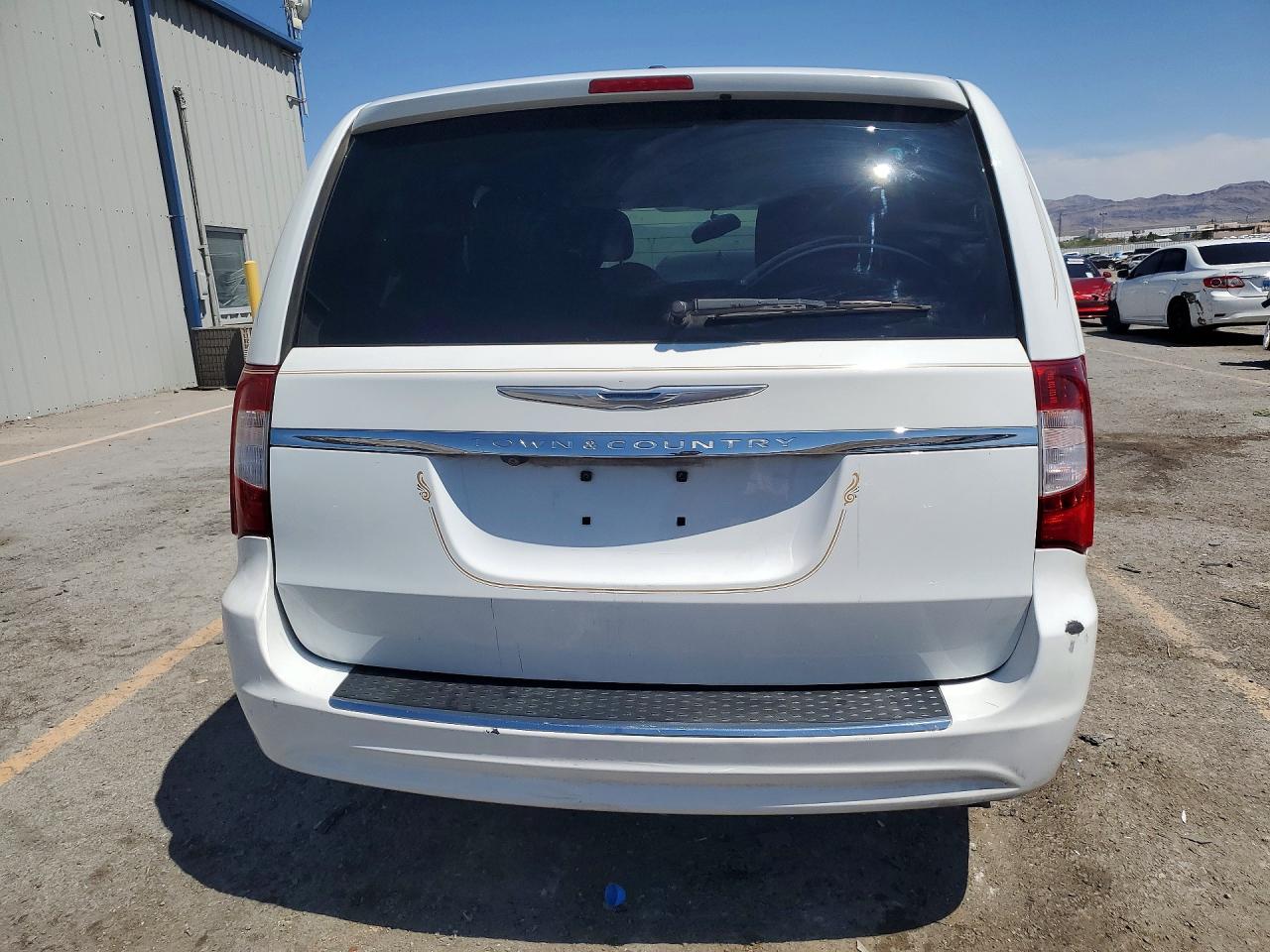 2015 Chrysler Town & Country Touring Белый vin: 2C4RC1BG9FR522624