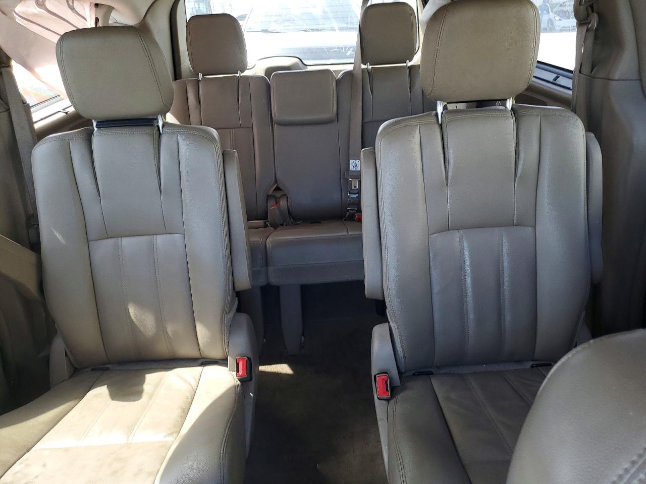 2015 Chrysler Town & Country Touring Белый vin: 2C4RC1BG9FR522624
