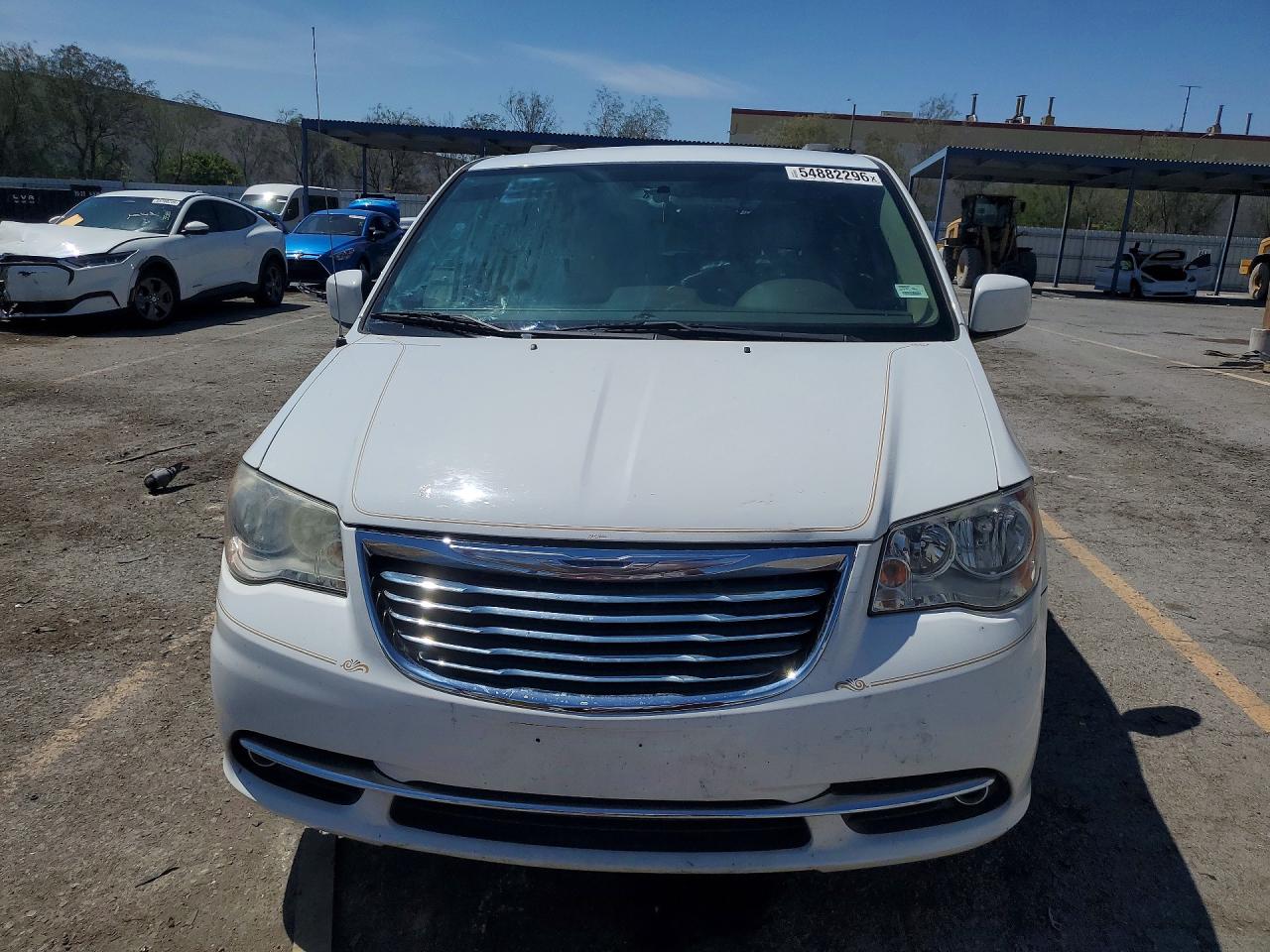 2015 Chrysler Town & Country Touring Белый vin: 2C4RC1BG9FR522624