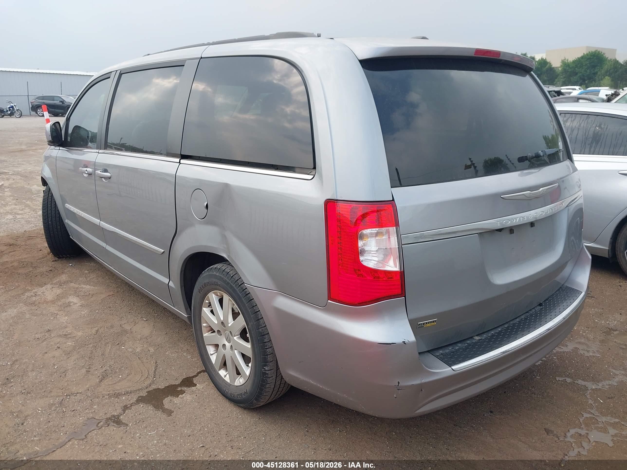 2015 Chrysler Town & Country Touring Silver vin: 2C4RC1BG9FR534496