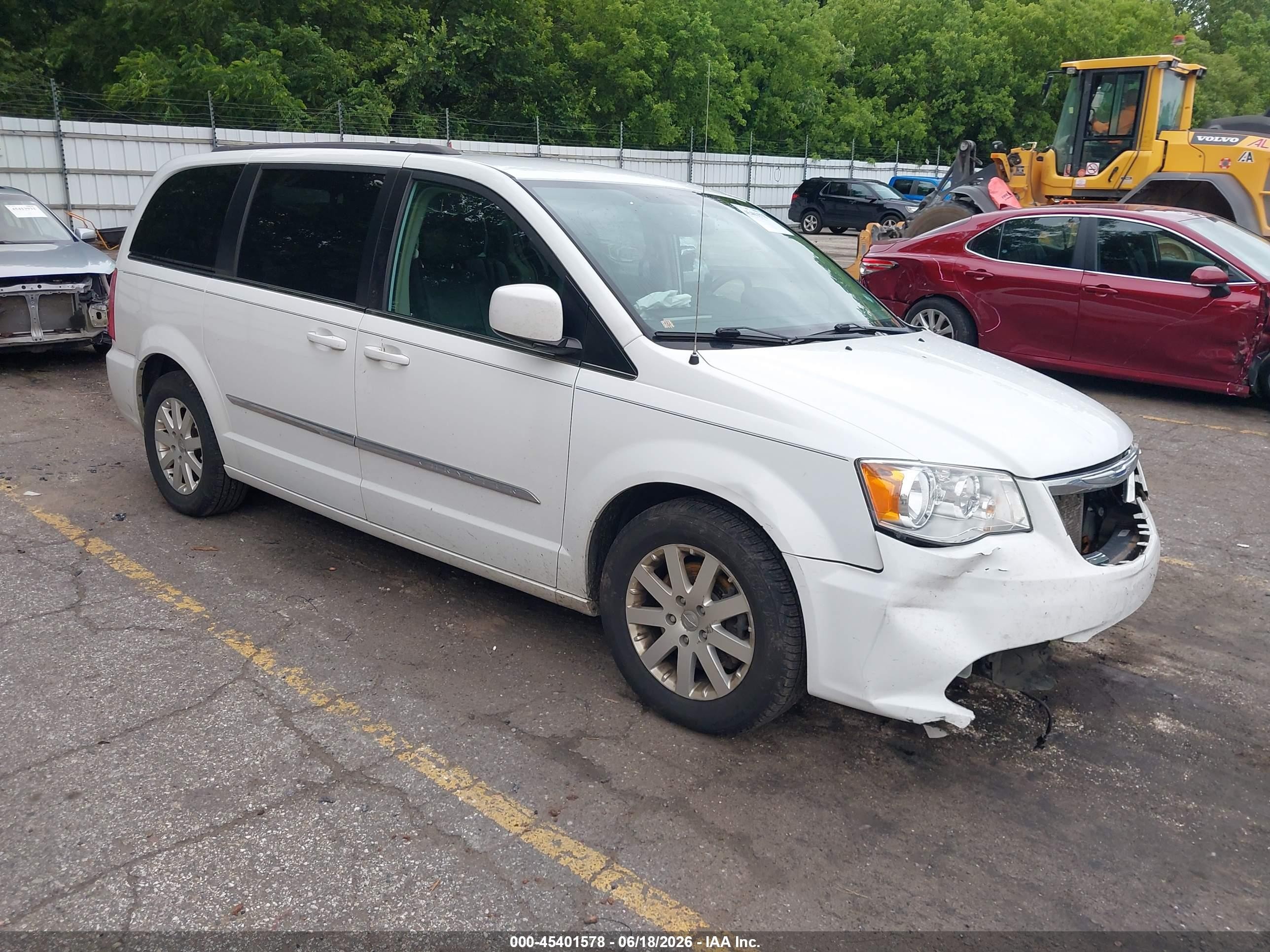 2015 Chrysler Town & Country Touring Белый vin: 2C4RC1BG9FR587683