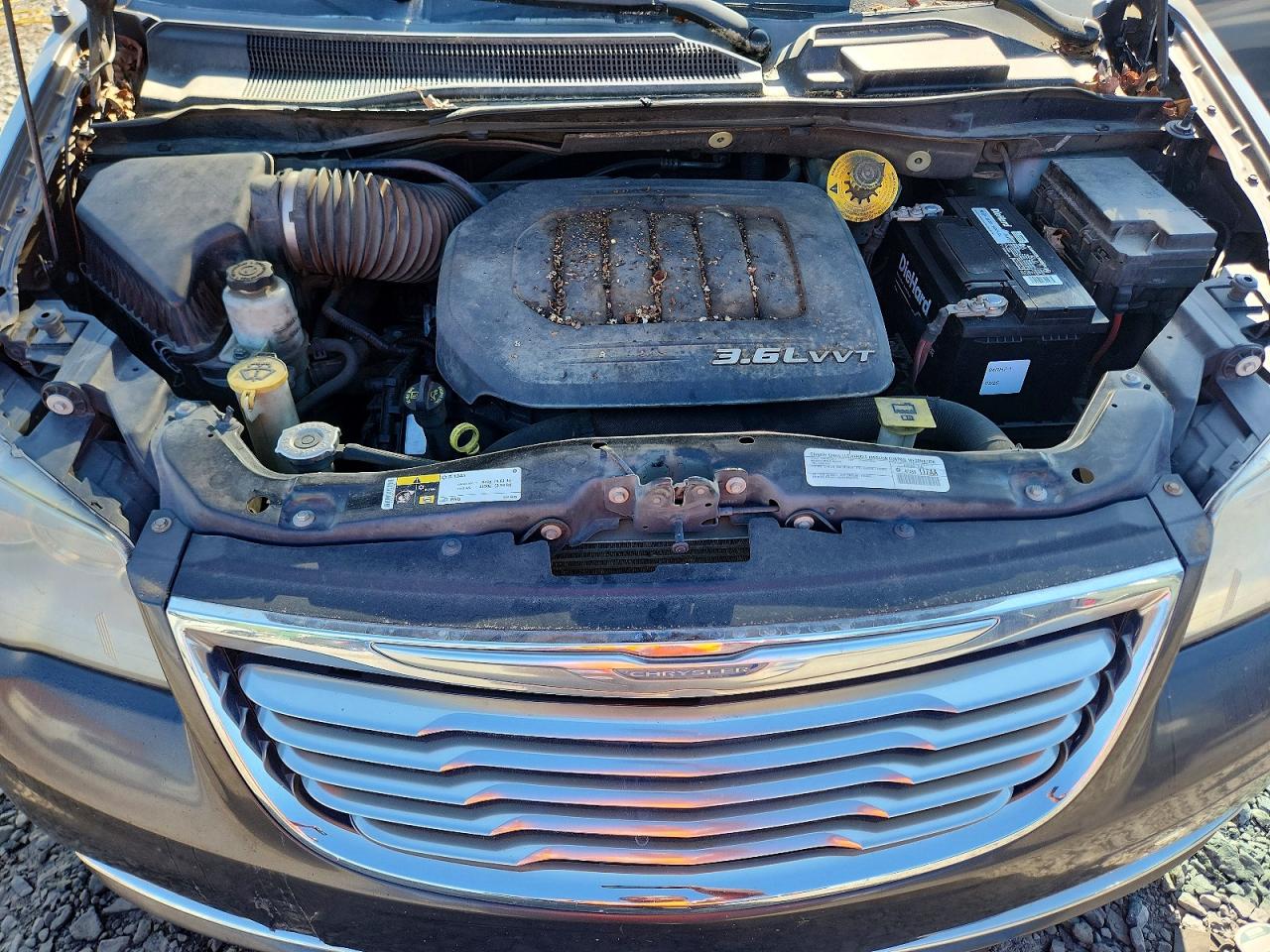 2015 Chrysler Town & Country Touring Charcoal vin: 2C4RC1BG9FR620990