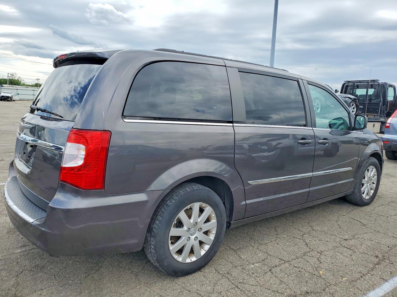 2015 Chrysler Town & Country Touring Gray vin: 2C4RC1BG9FR656324