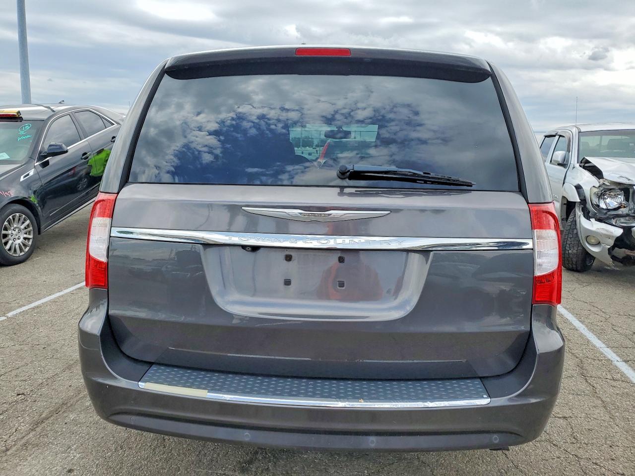 2015 Chrysler Town & Country Touring Gray vin: 2C4RC1BG9FR656324